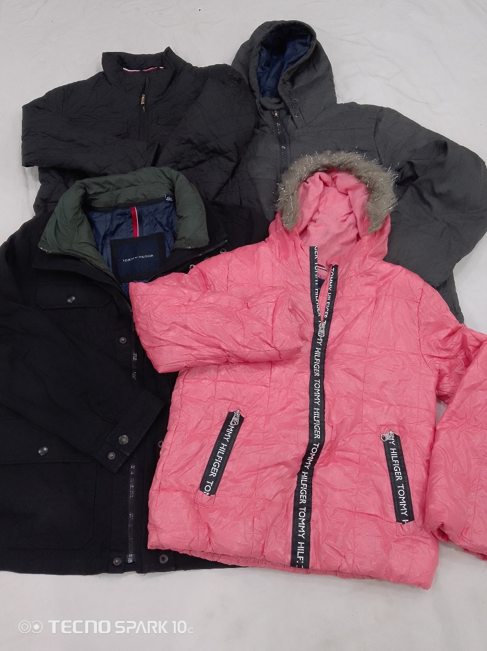 CR4803 TOMMY HILFIGER MÉLANGE D'ARTICLES