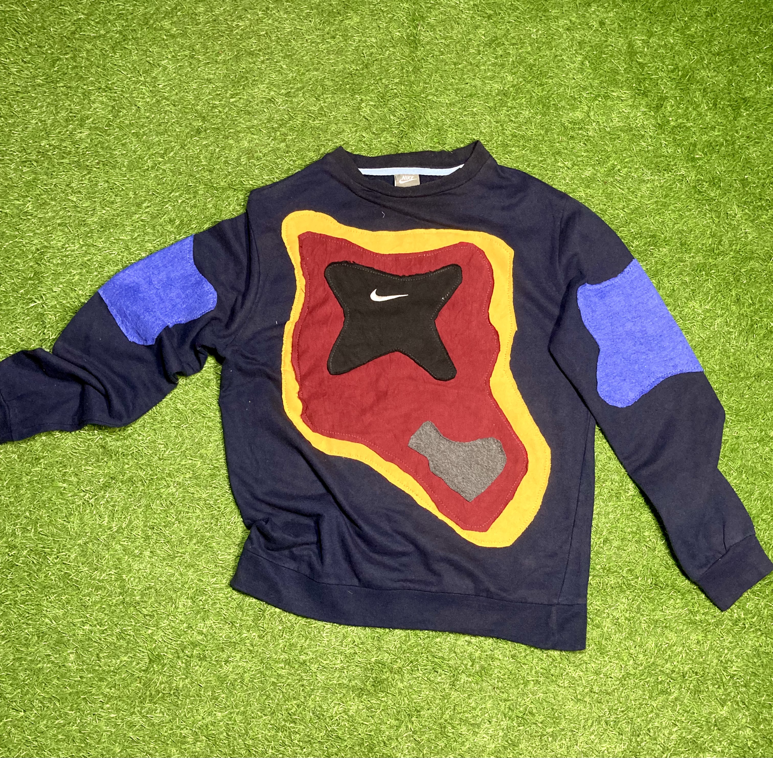 Sweatshirts en patchwork Nike upcyclés