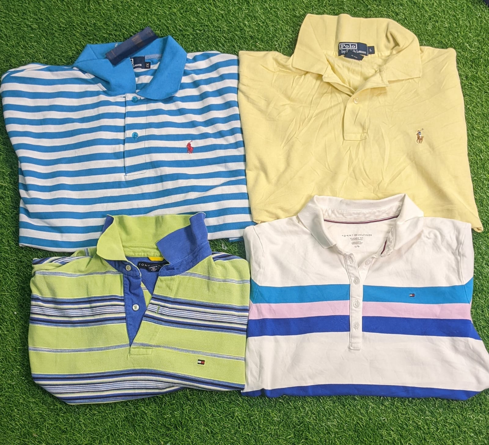 Camisetas de colarinho Polo Ralph Lauren e Tommy Hilfiger.