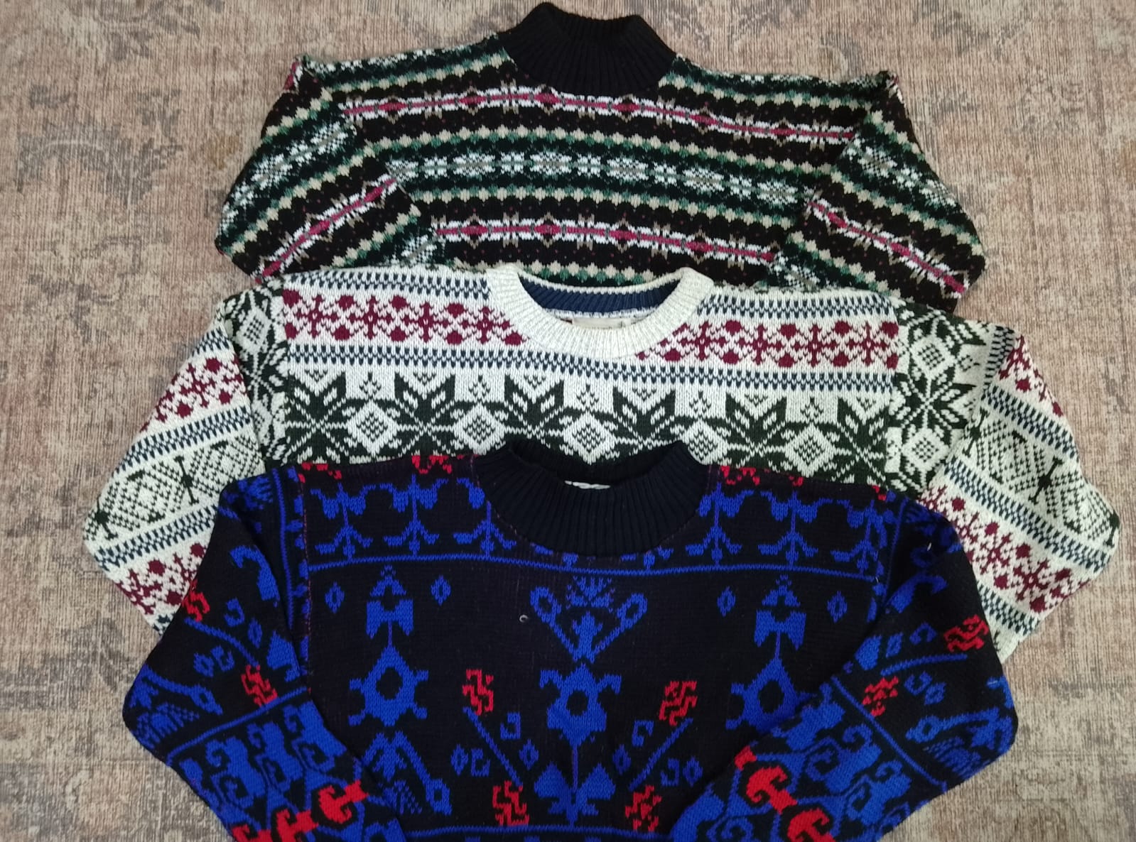 IQ0446 Y2K Colour Full Sweaters