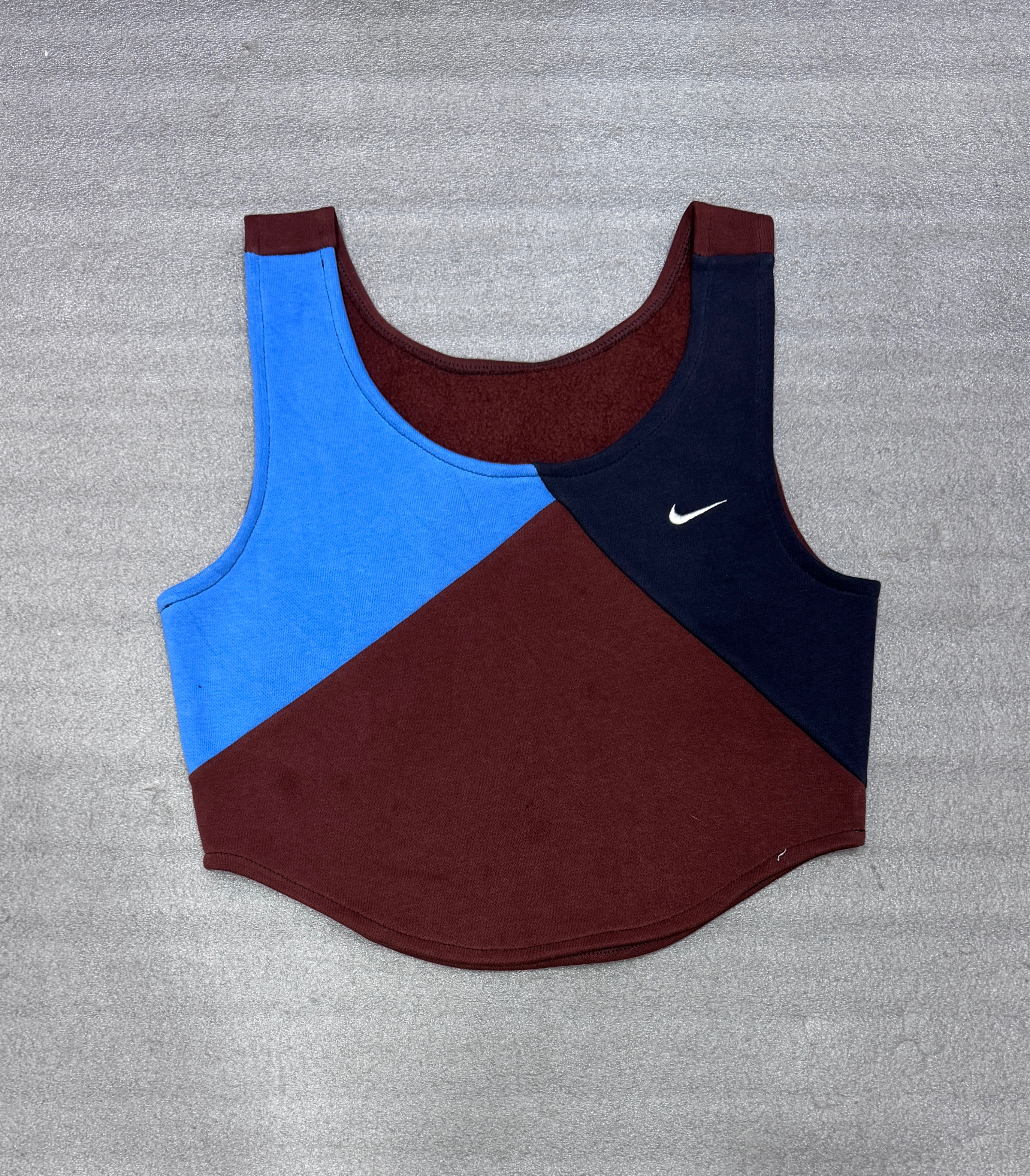 アップサイクルド Nike ヴィンテージ トリカラー パッチワーク タンク