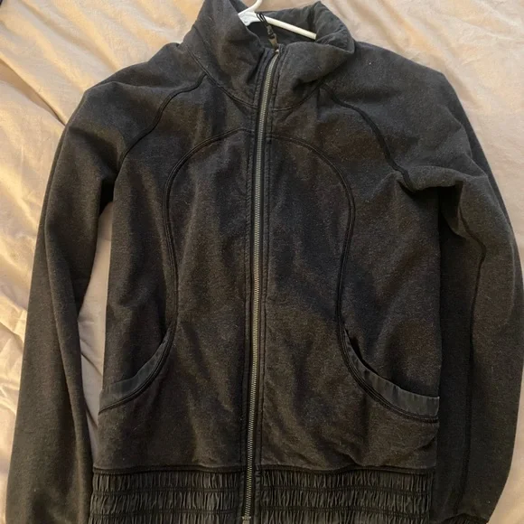 Lululemon Jacken
