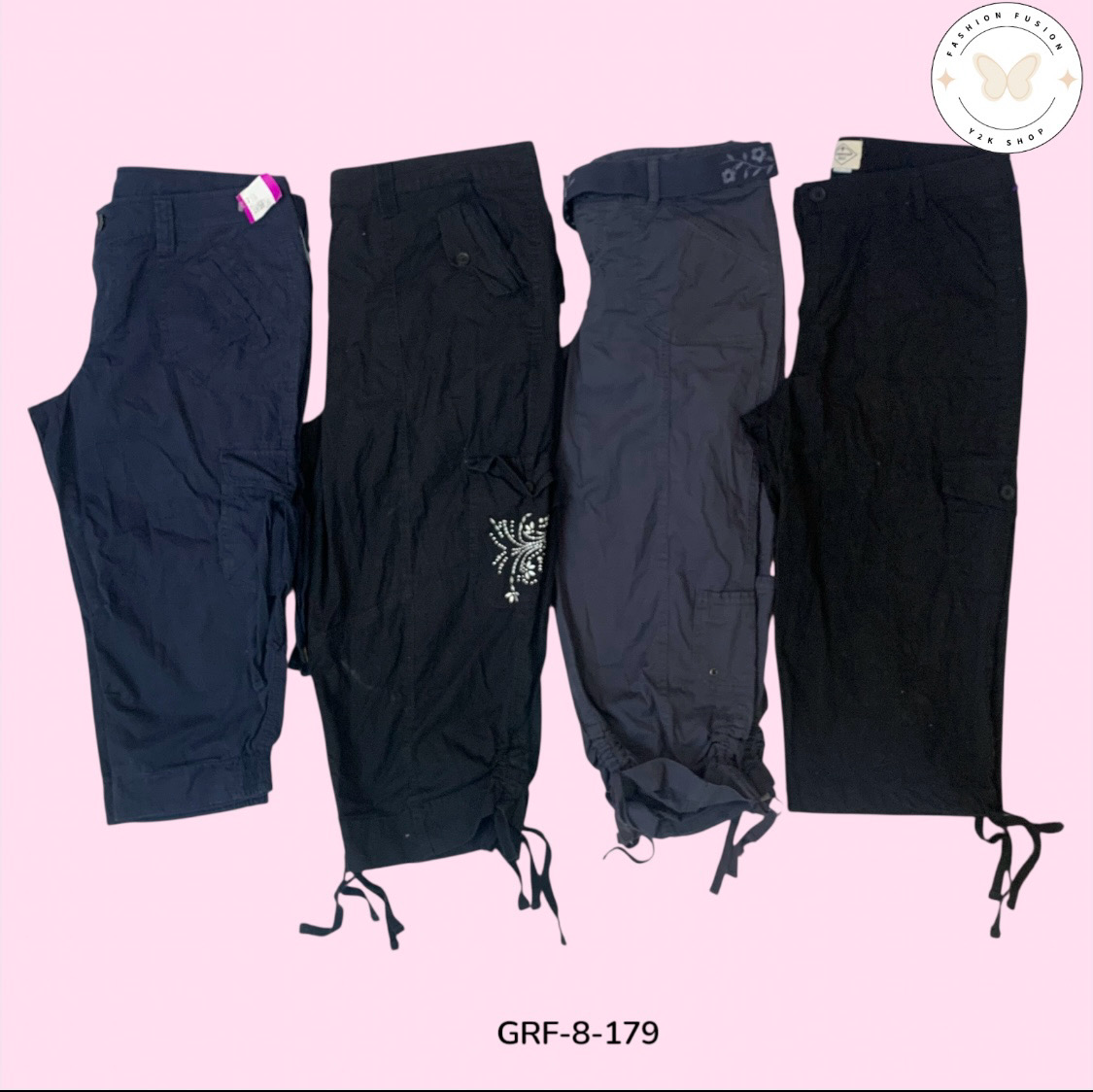 Y2K Blue & Black Cargo Capri – Retro 2000s Streetwear (GRF-8-179)