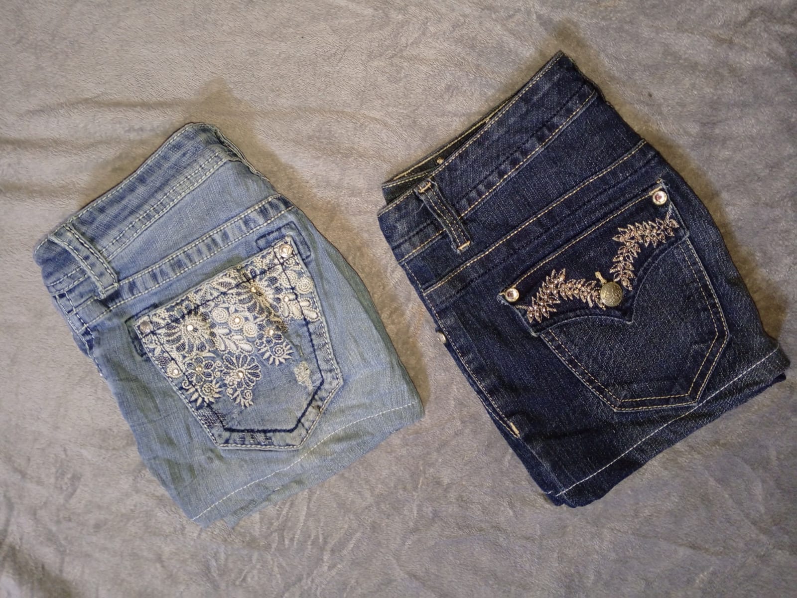 WALLFLOWER AND OTHER BRAND MINI SKIRTS (MR767)