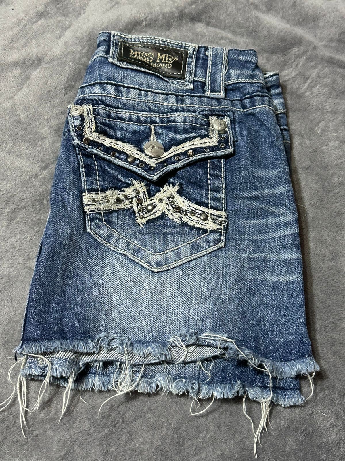 APPLE BOTTOMS AND OTHER MIX BRANDS MINI SKIRTS (ID 1329)