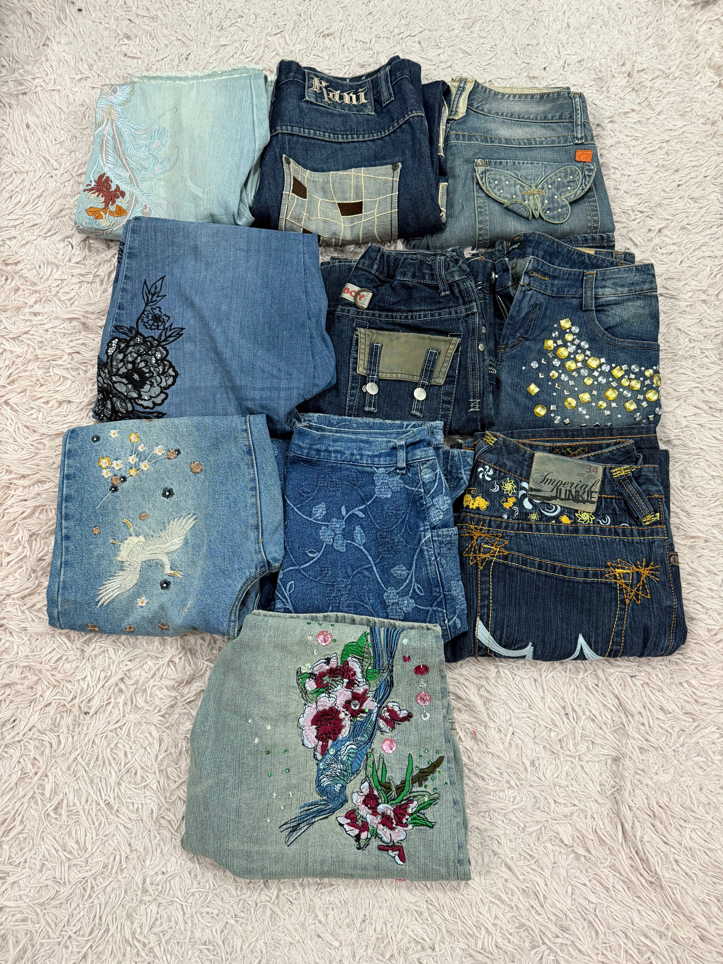 Jeans ricamati Y2K