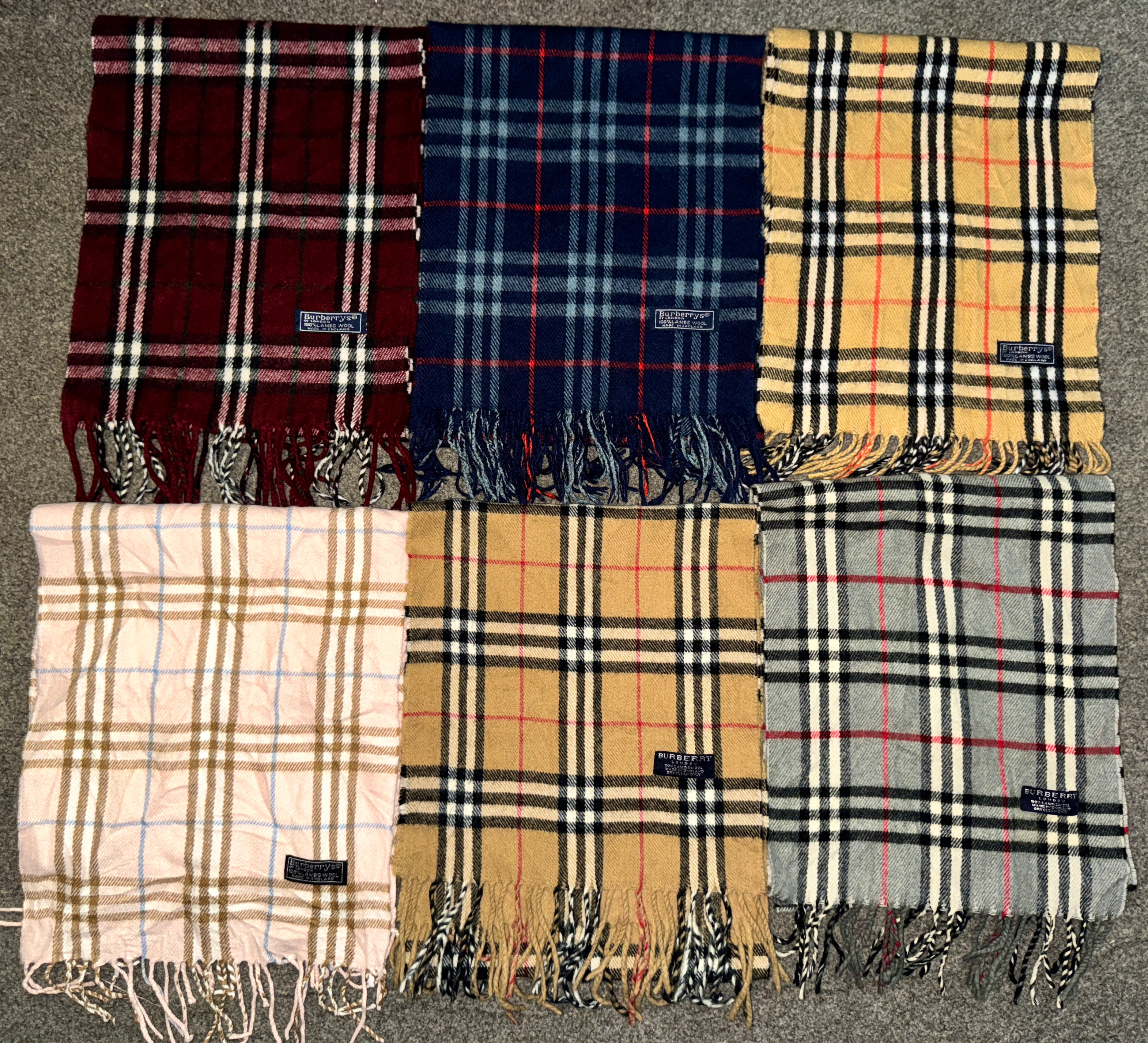 Cachecóis Burberry