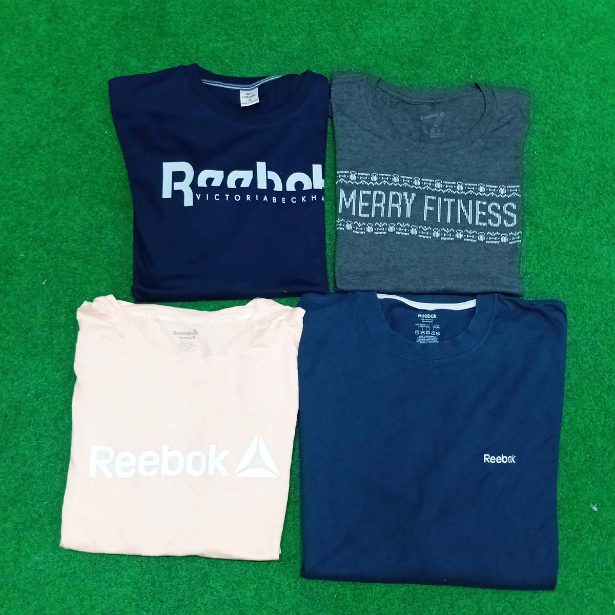Reebok T-shirt