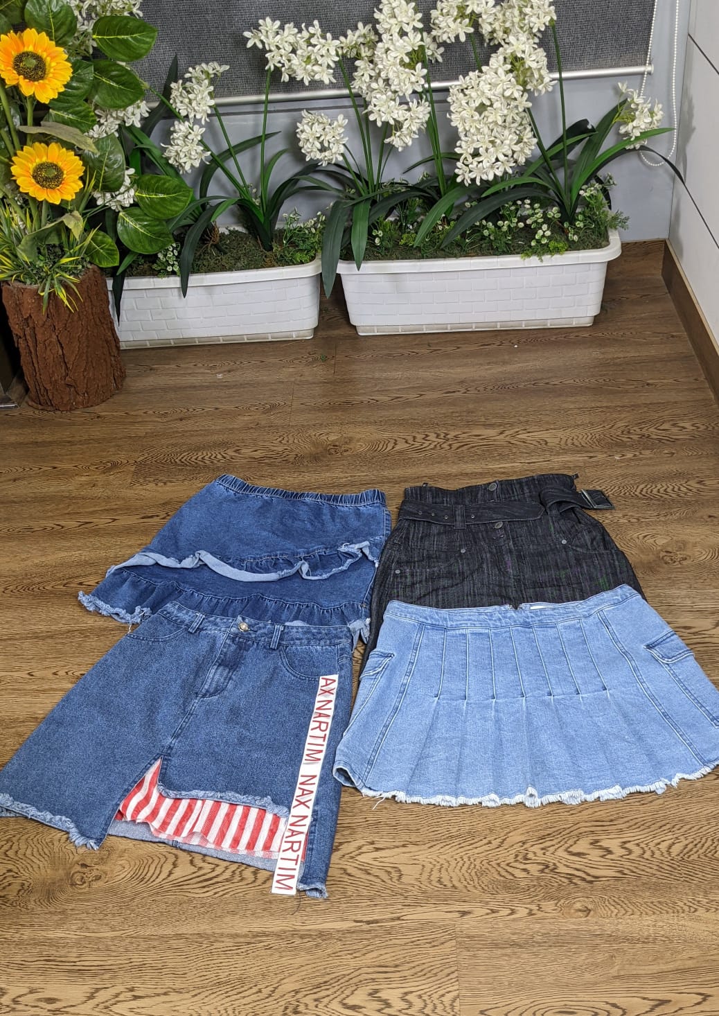 Midi denim skirts