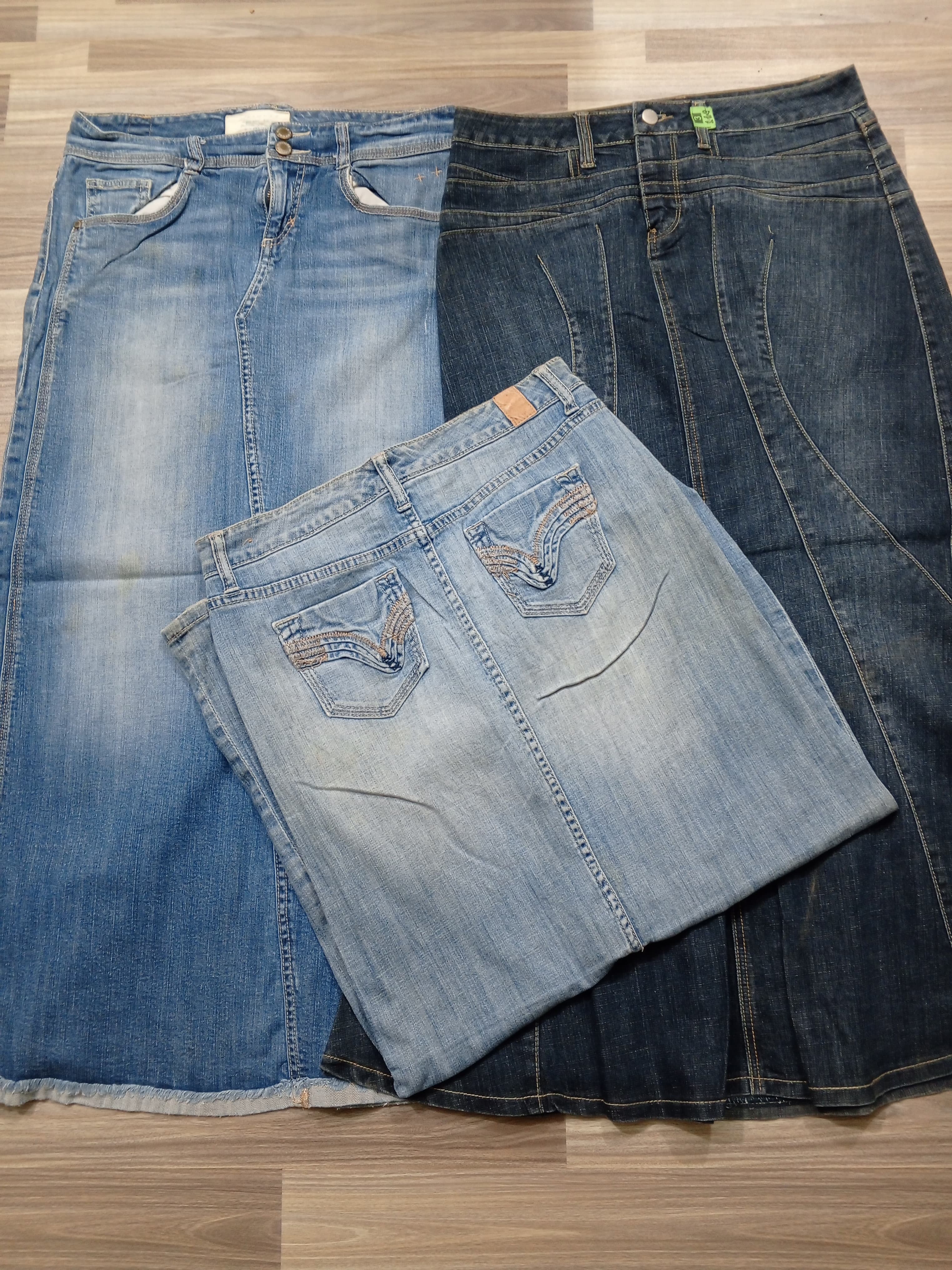 HD1096 Y2K Ladies Denim Maxi Skirts - 14 pcs