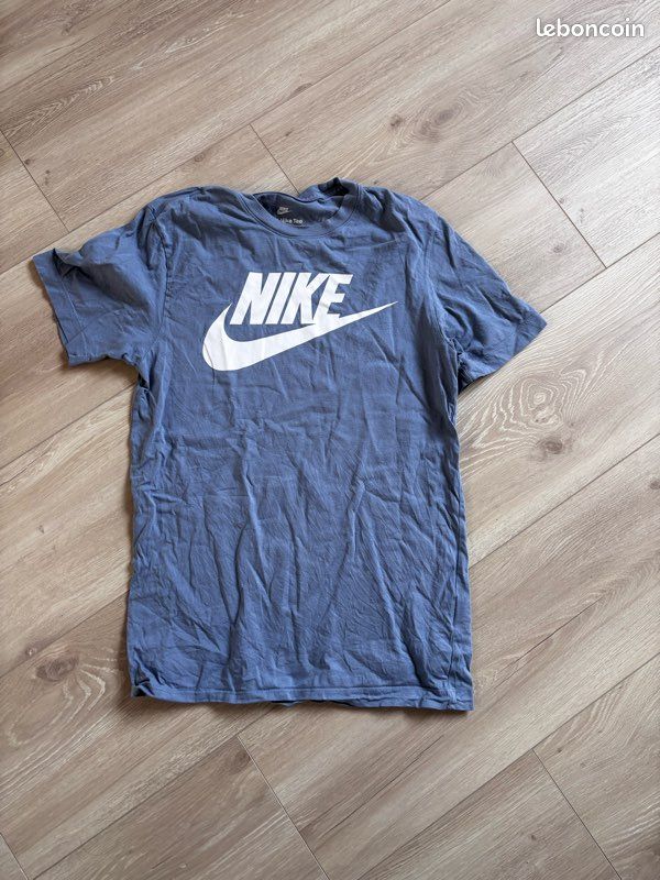 Nike Tshirt