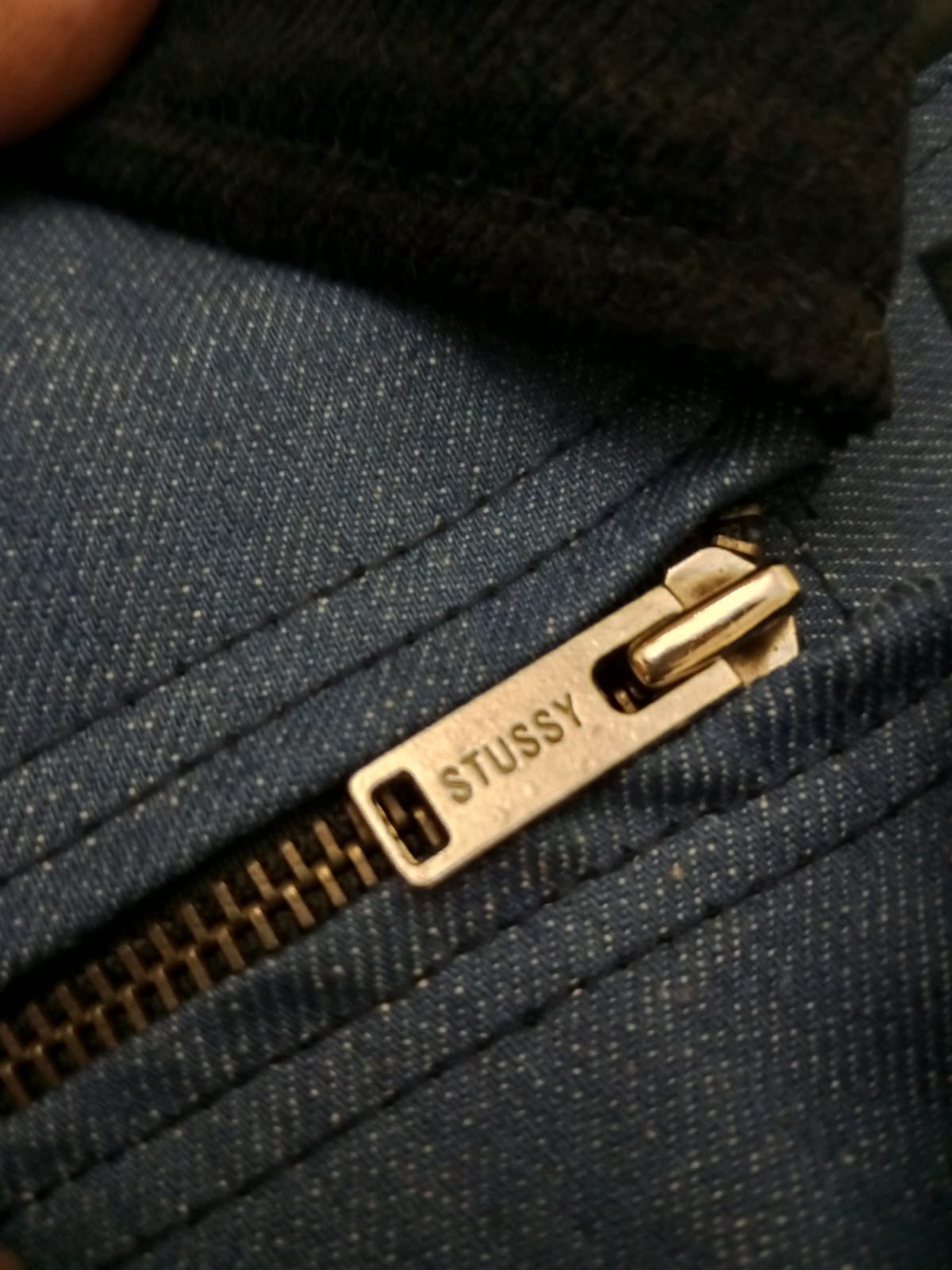 jaqueta estilo reworking Stussy
