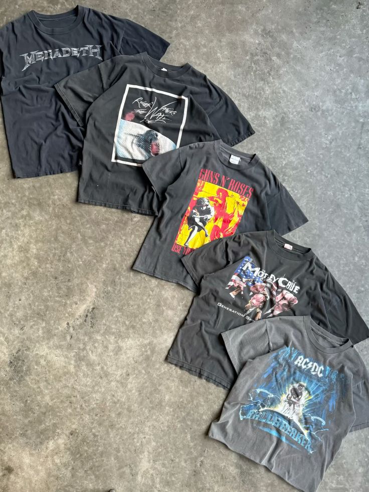 無地のプリントTシャツ