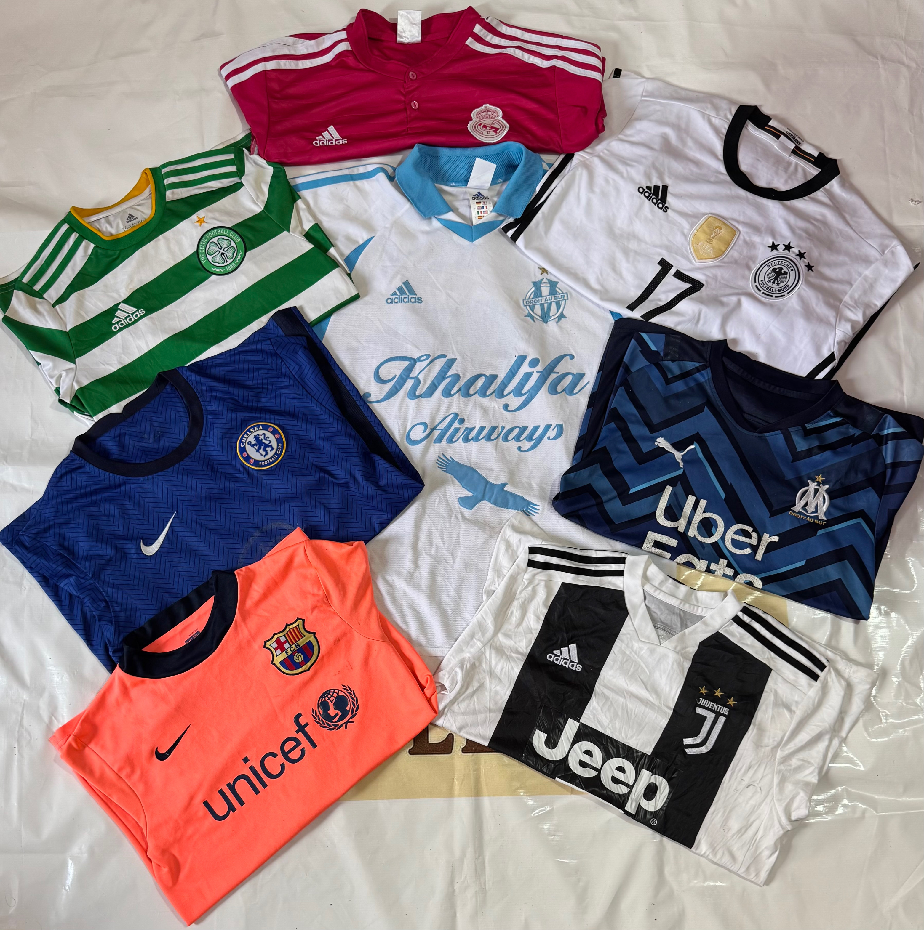 Authentische Fußball T-Shirts