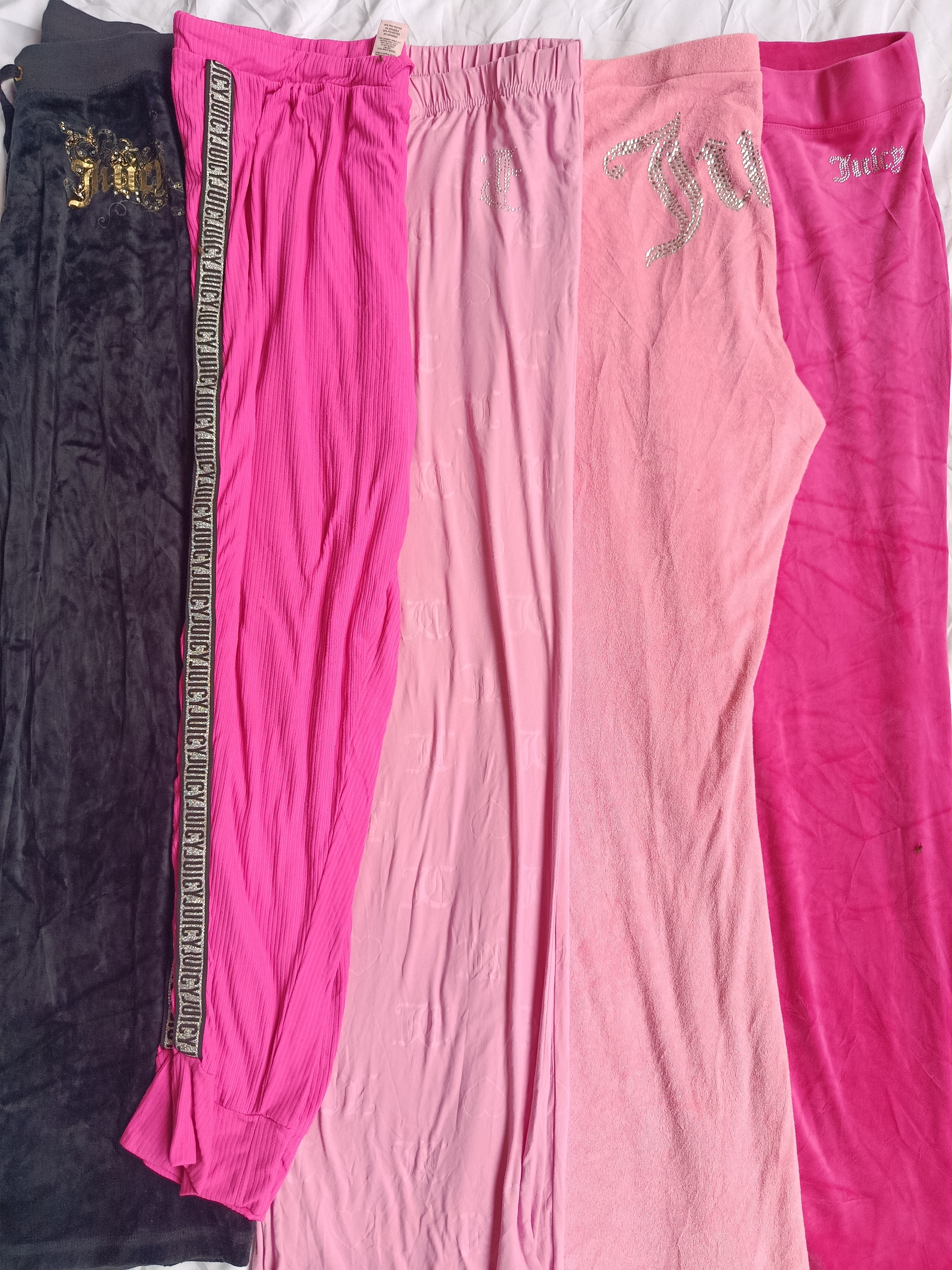 Juicy Couture ボトムス 2104