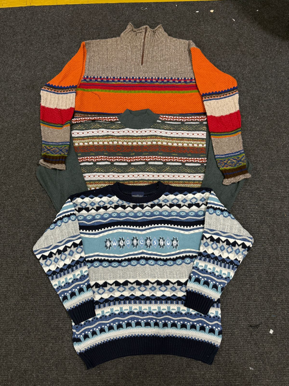 Bunte verrückte Strickwaren