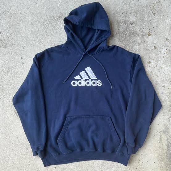 Gemischtes Marken-Sweatshirt und Hoodie