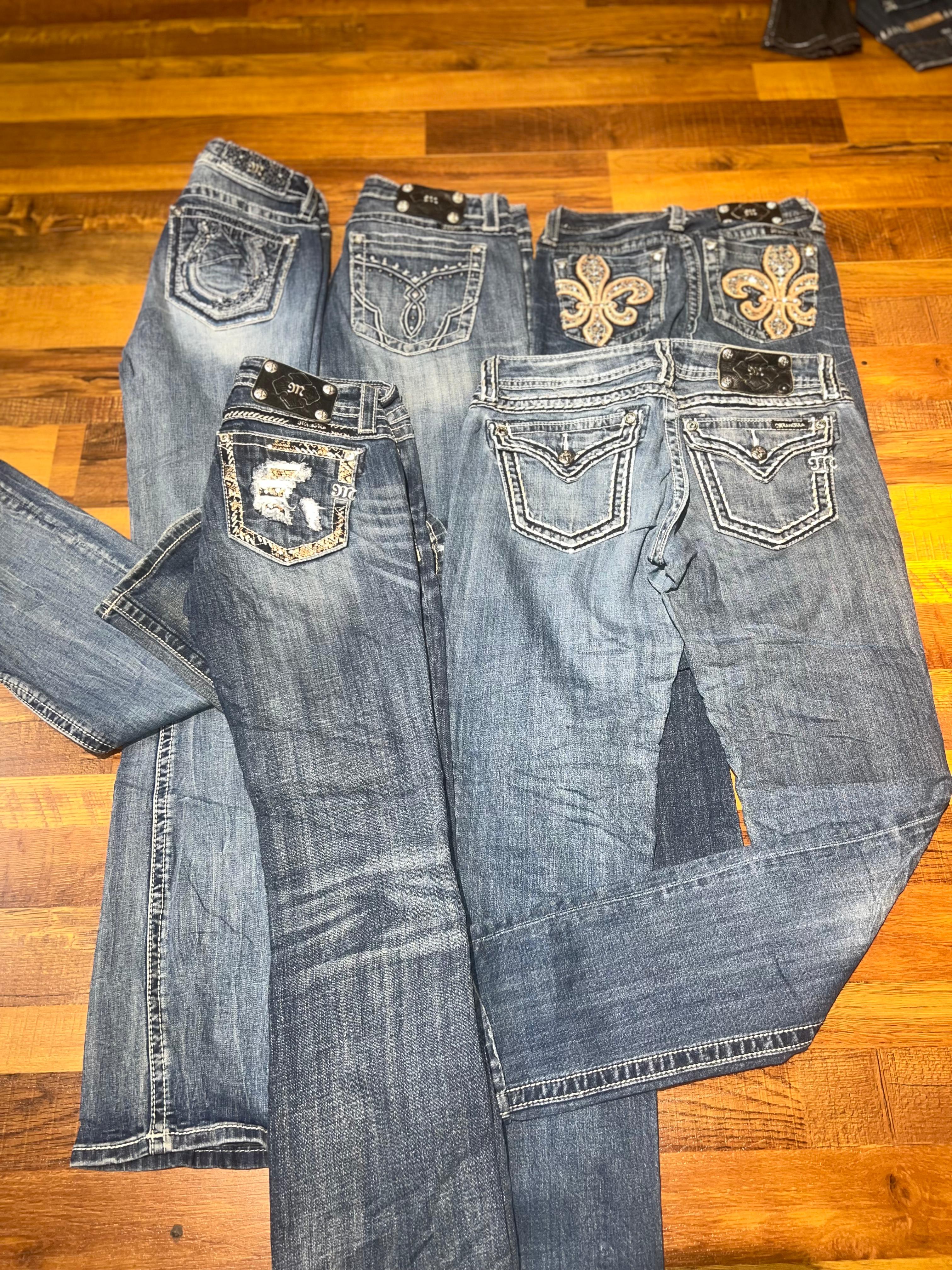 GB21 Miss Me Mixed Jeans