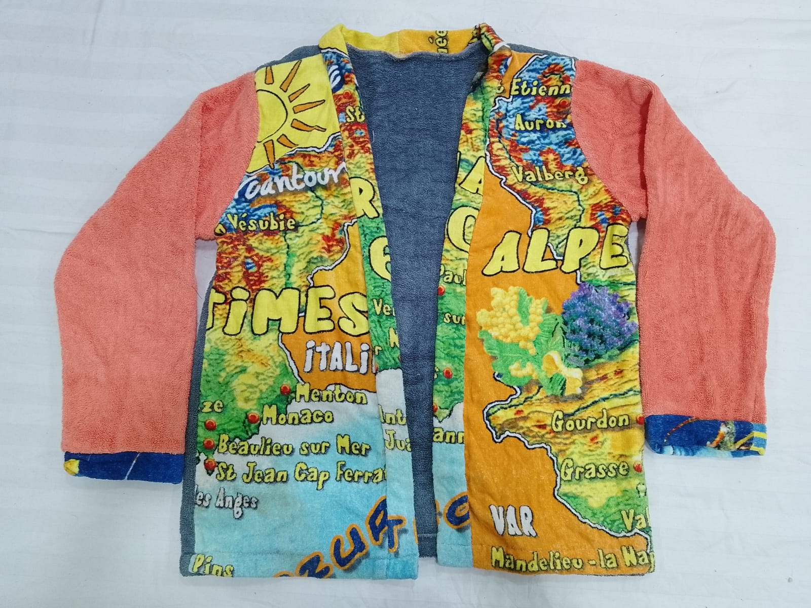 CR4956 アップサイクルプリントタオルジャケット