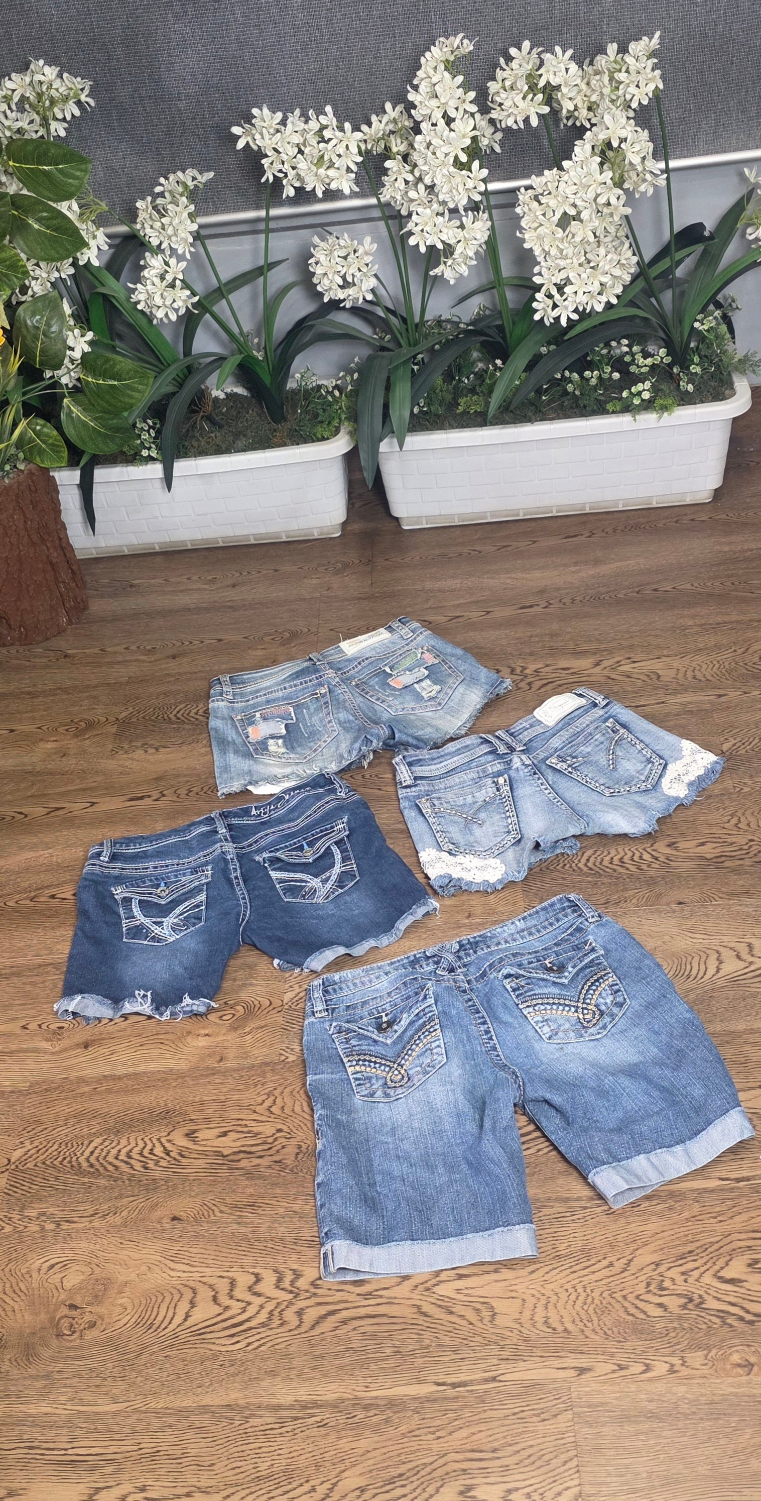Fashion mini shorts
