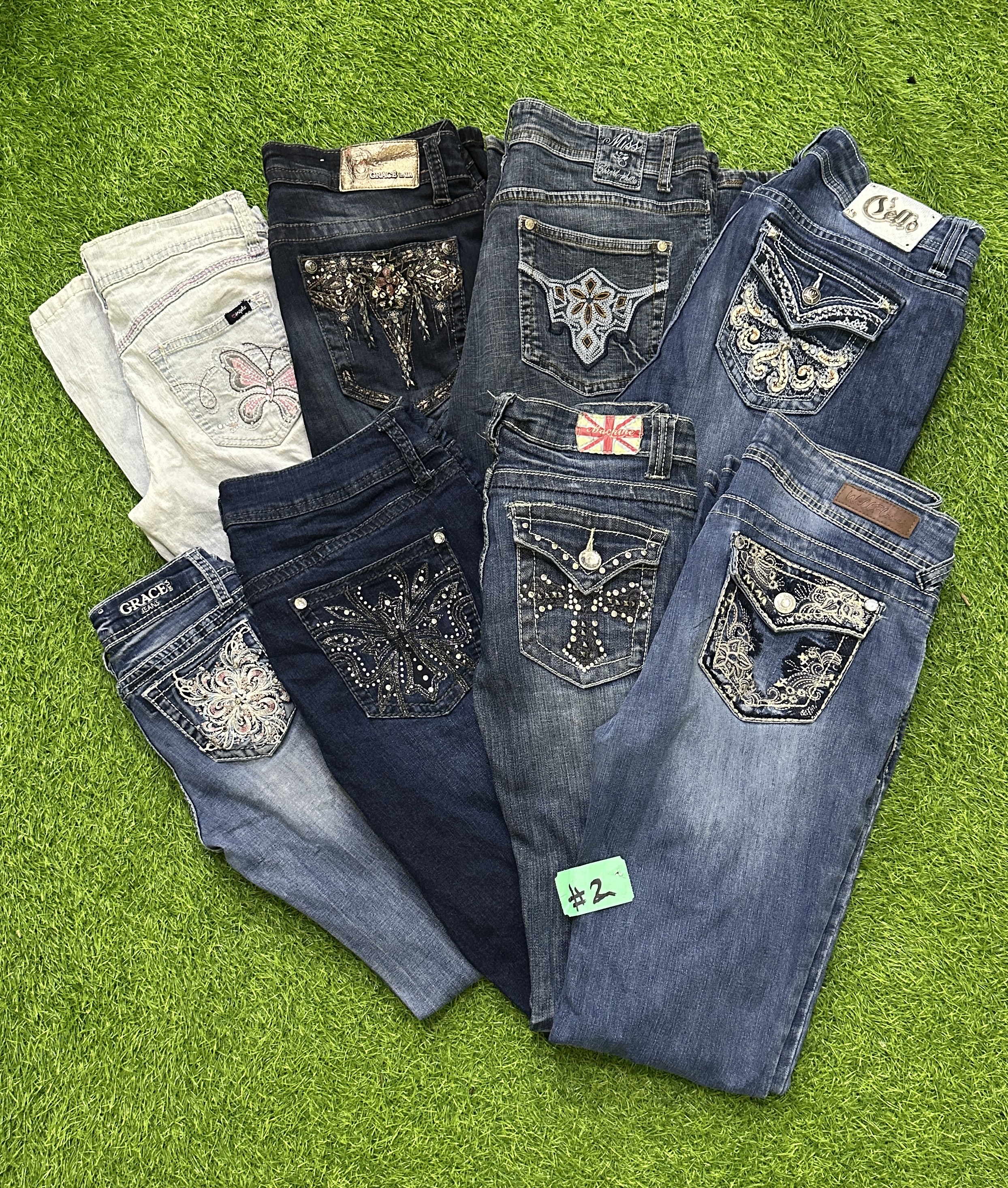 Y2K woman’s flared jeans