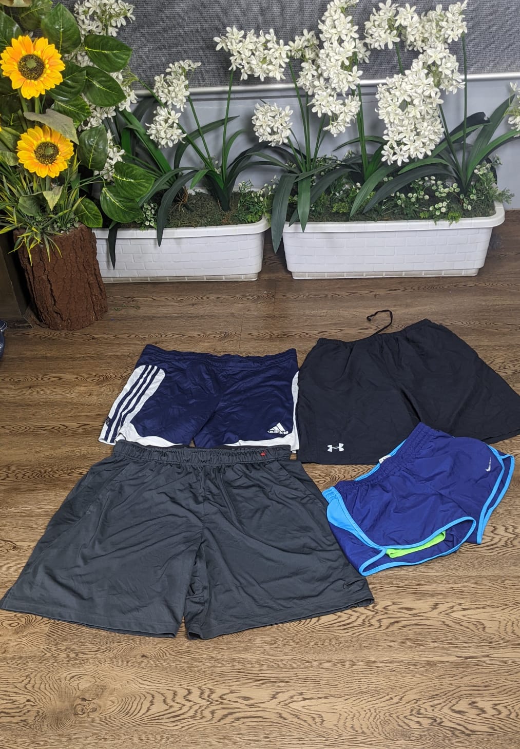 Mix branded sport shorts