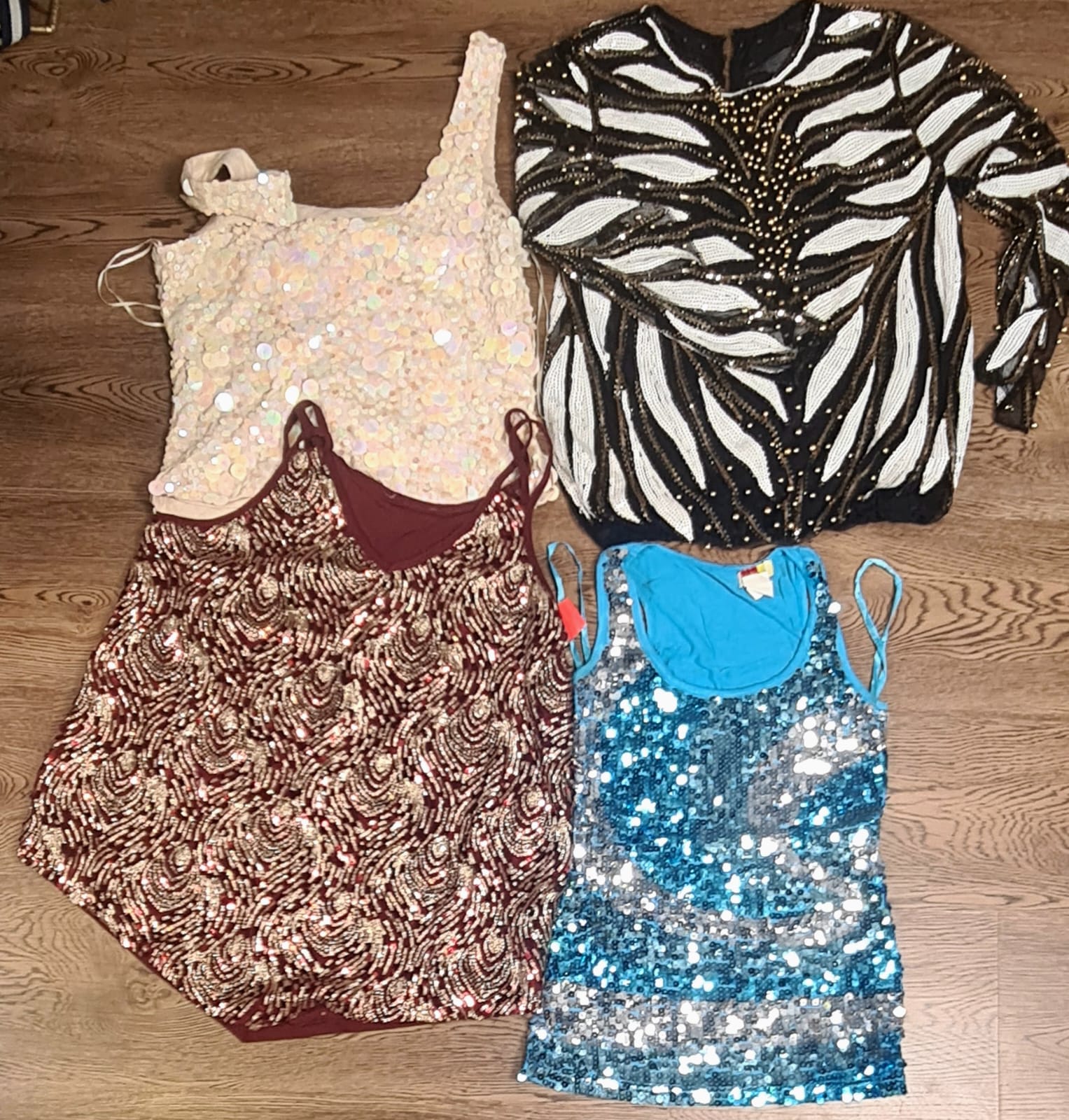 Blouse pour femmes belle avec perles