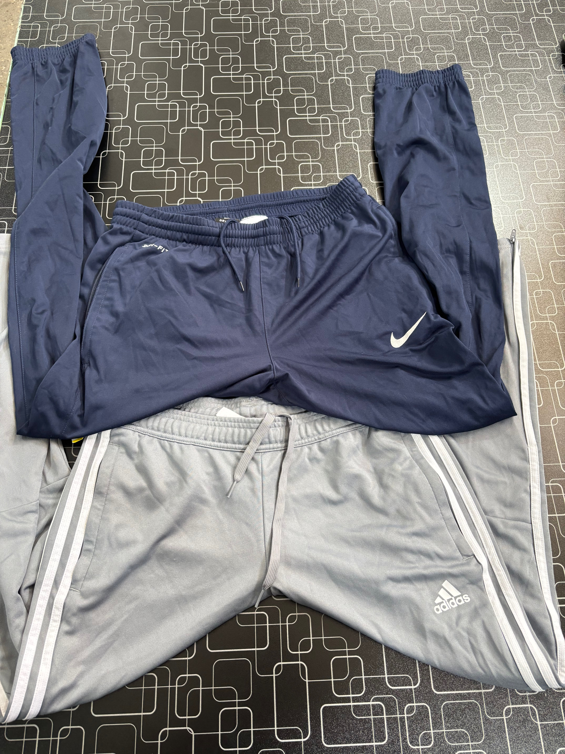 Nike & Adidas Jogginghose