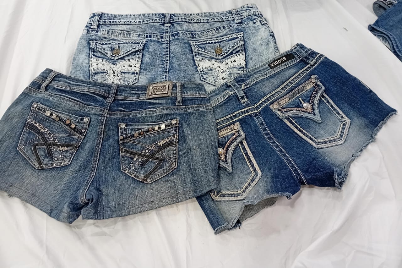 IQ0547 Y2k Micro Mini Retro Shorts