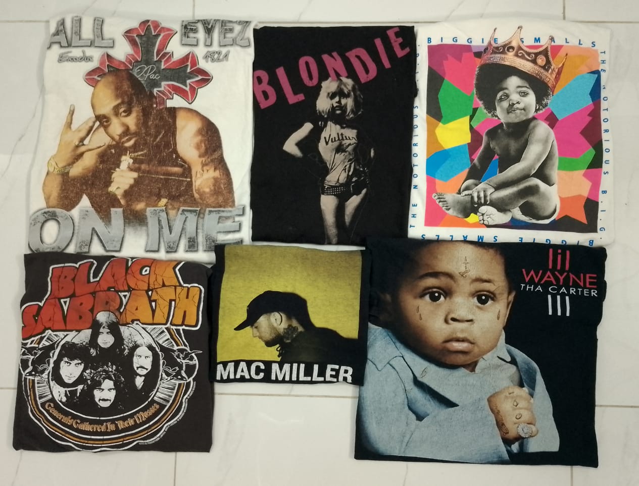 バンドTシャツ