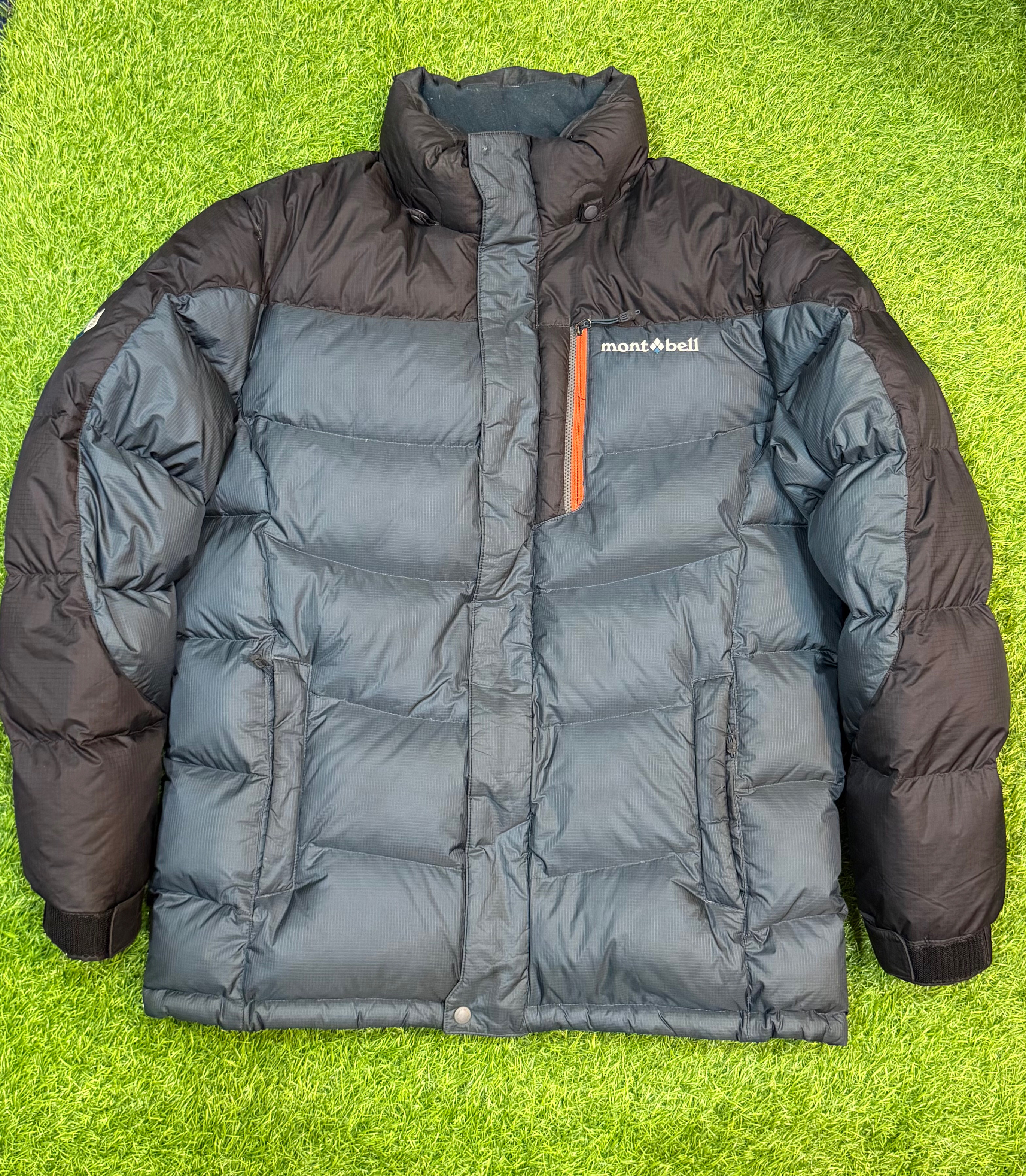 mix branded puffers