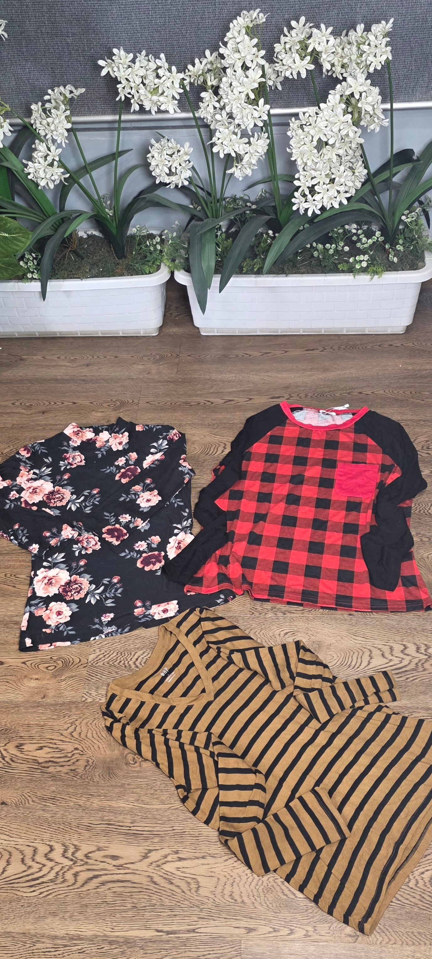 Printed long sleeve t-shirt