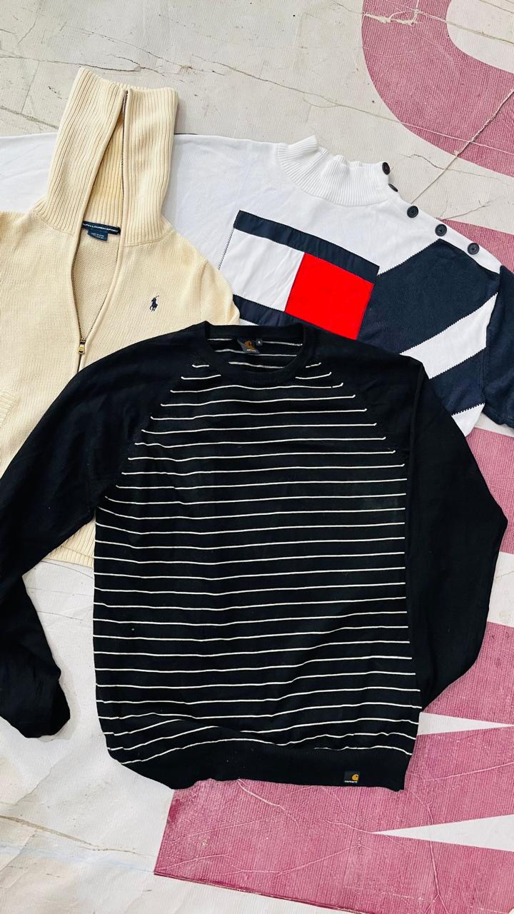 Sweat à capuche mixte.