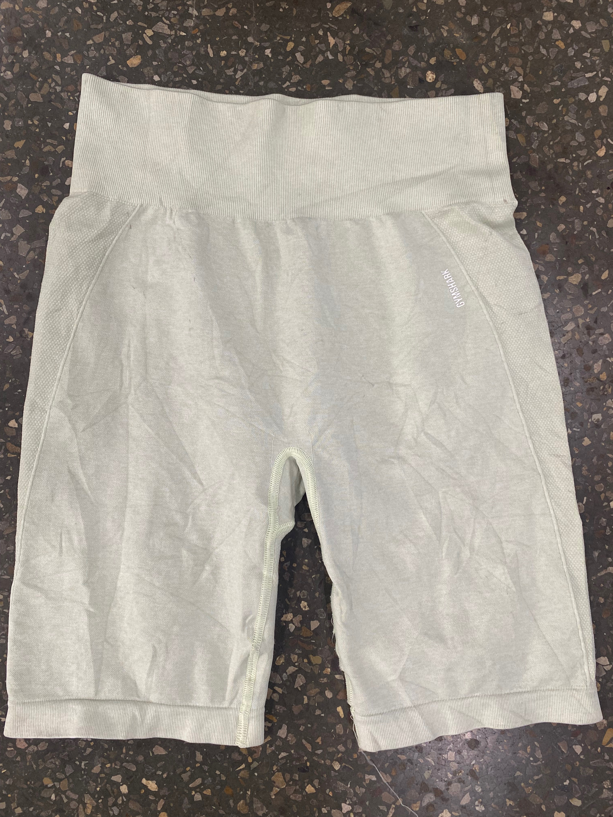 87 | Gym shark short