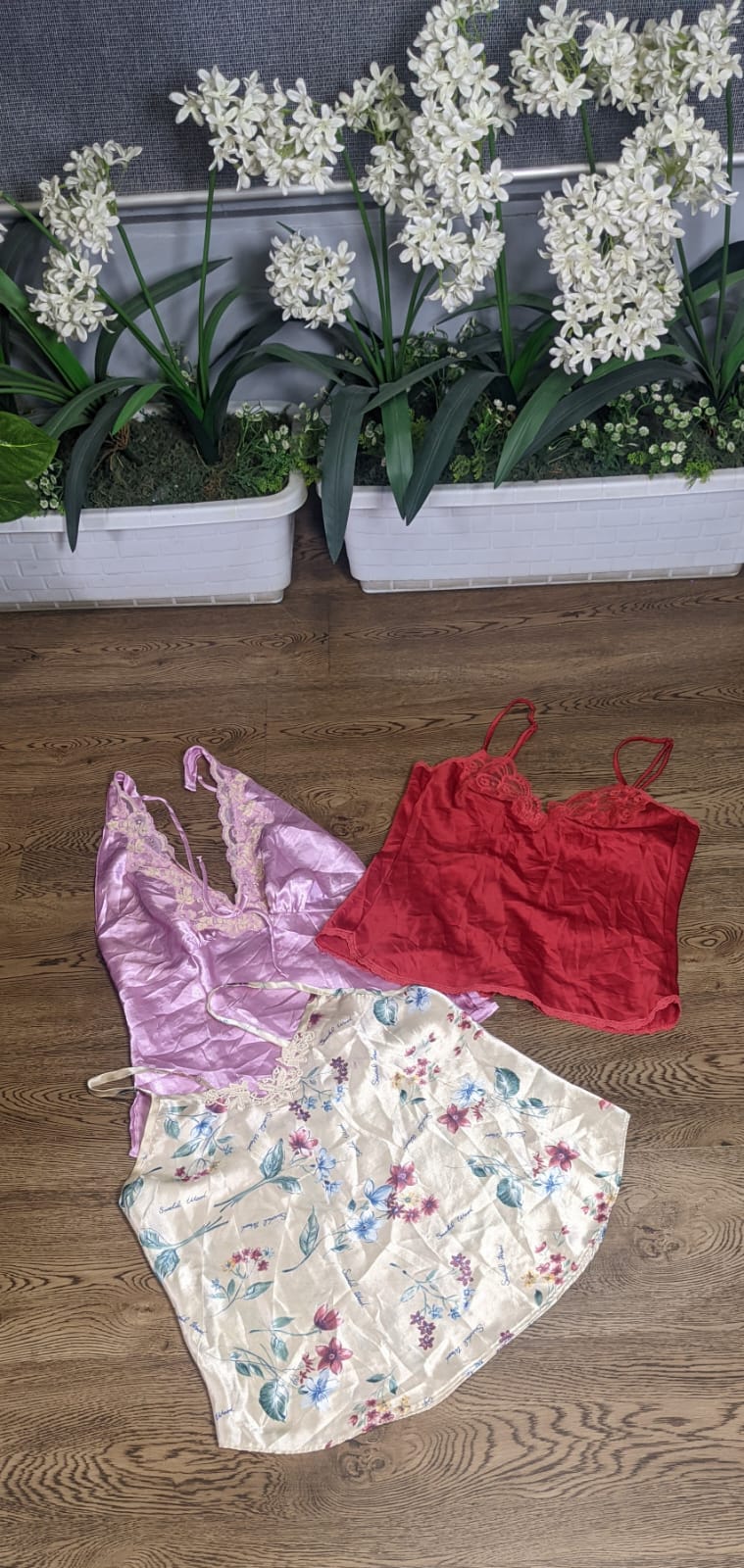 Y2k sleeping tops