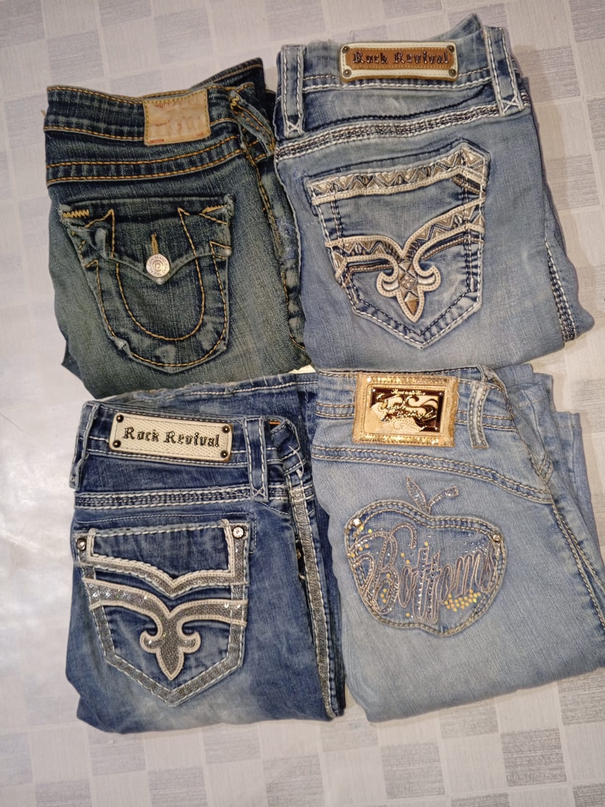 MISS ME TRUE RELIGION ROCK REVIVAL APPLE BOTTOM JEANS(MR783)