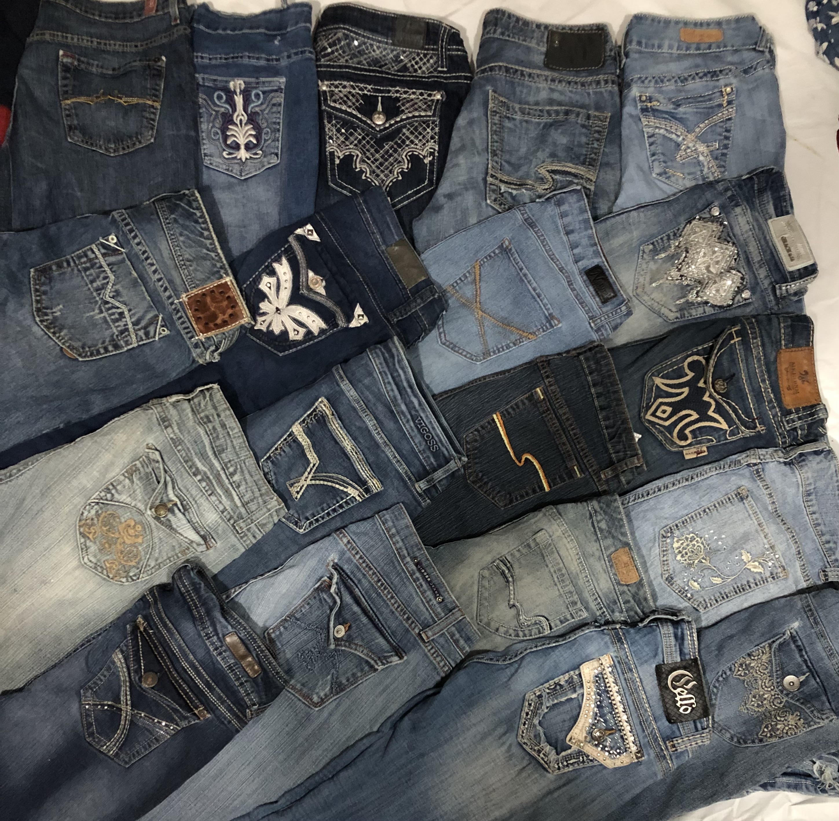 Jeans acampanados Y2K