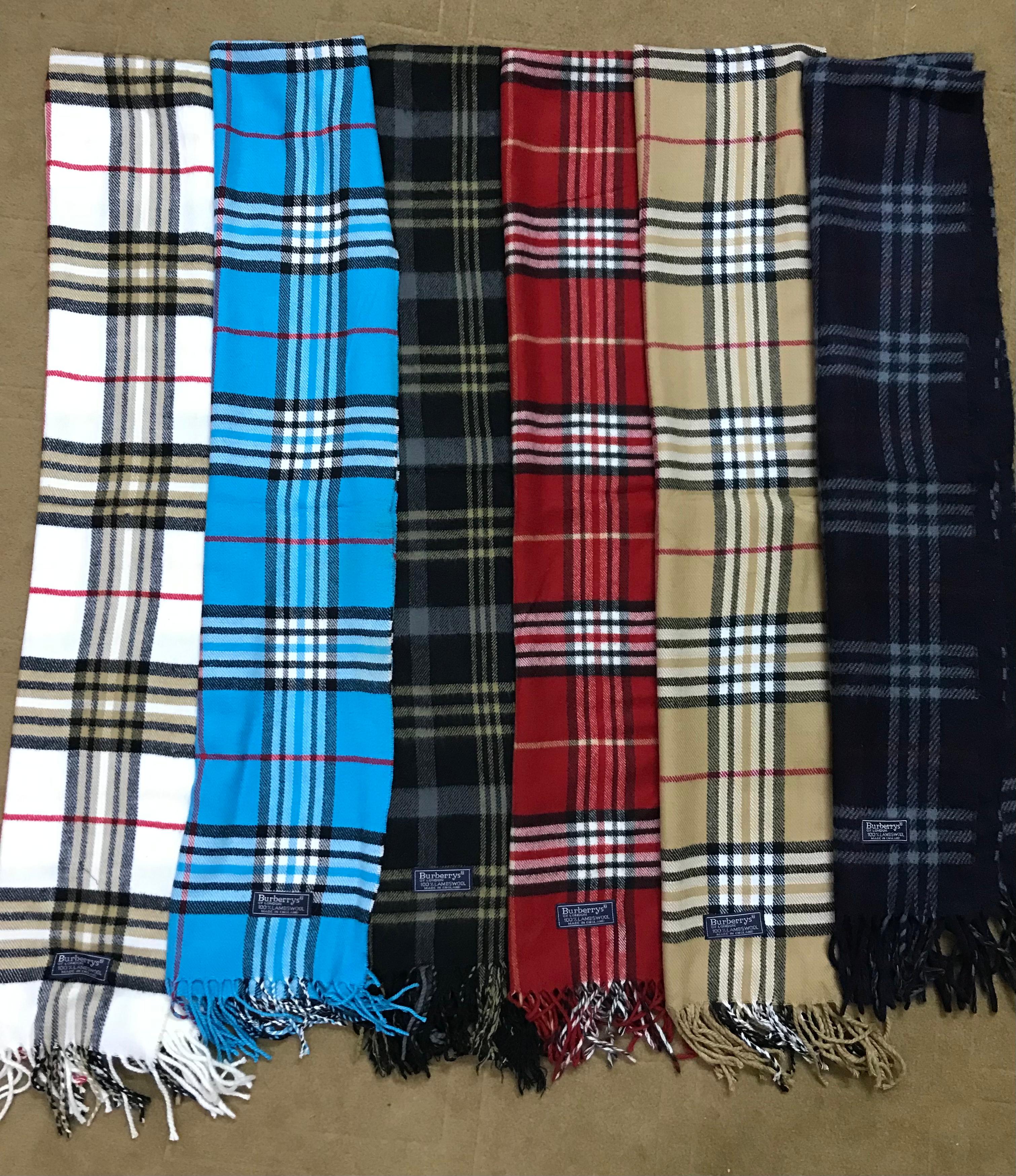 ẞurberry Scarves