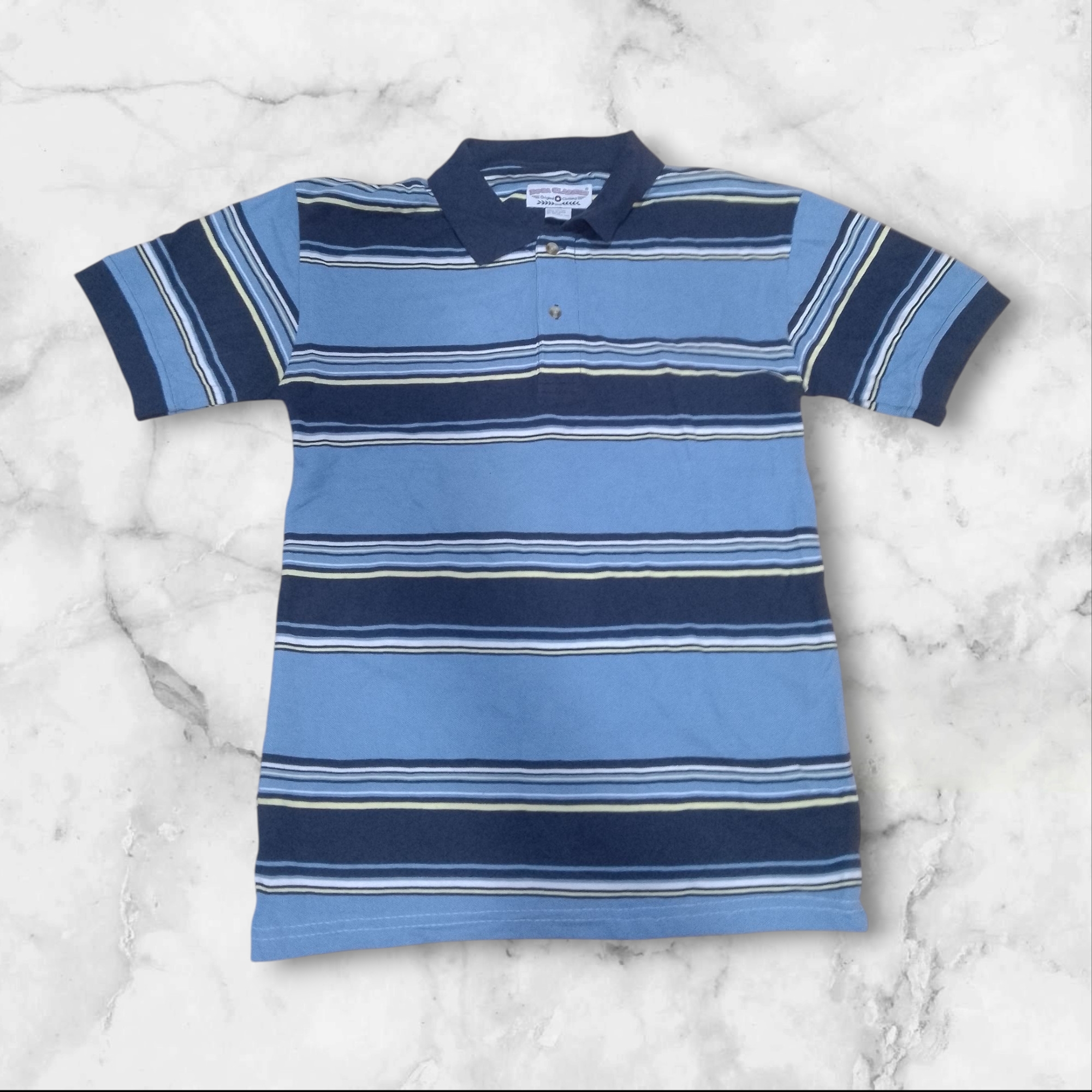 Camiseta com Gola Polo