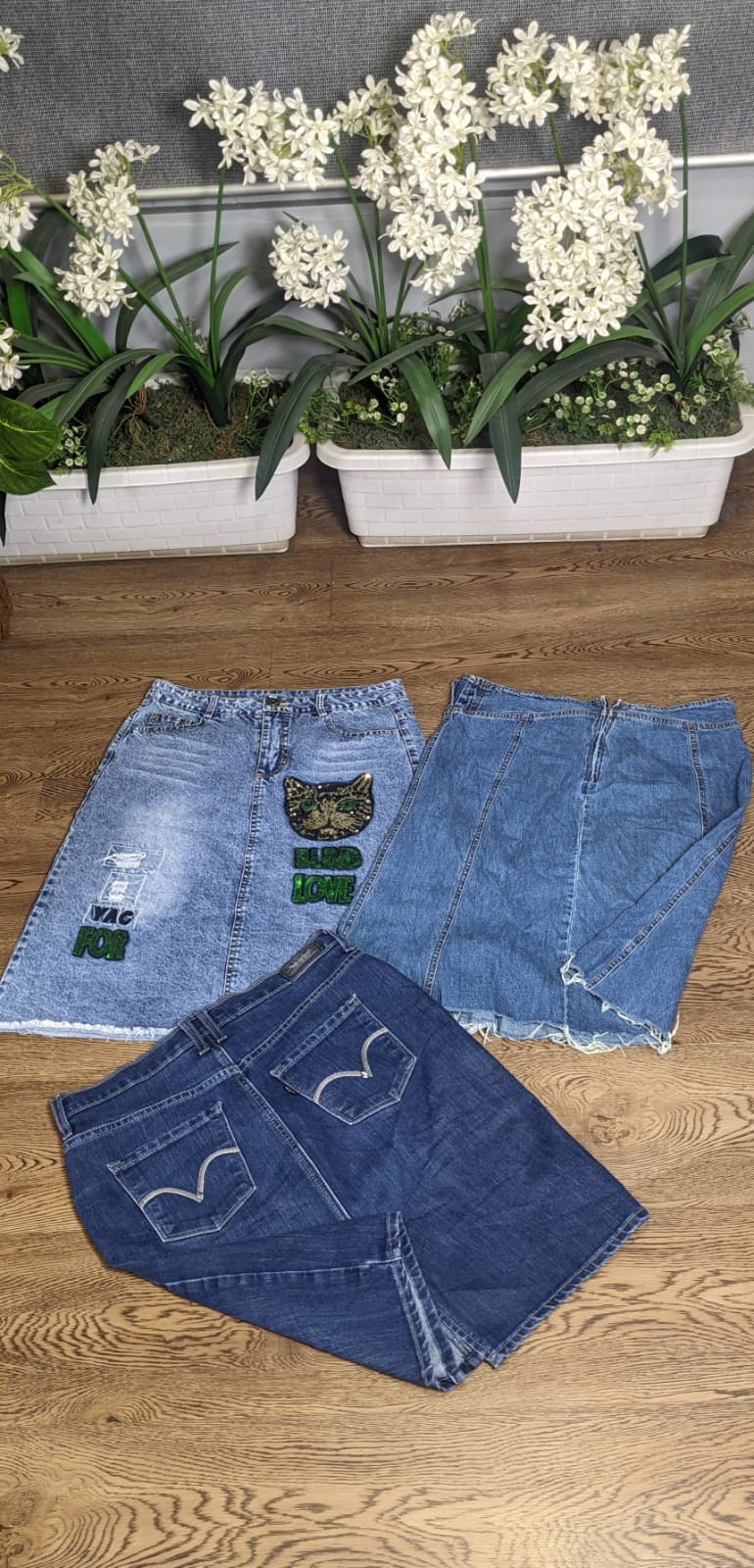 Mid fashion denim skirts