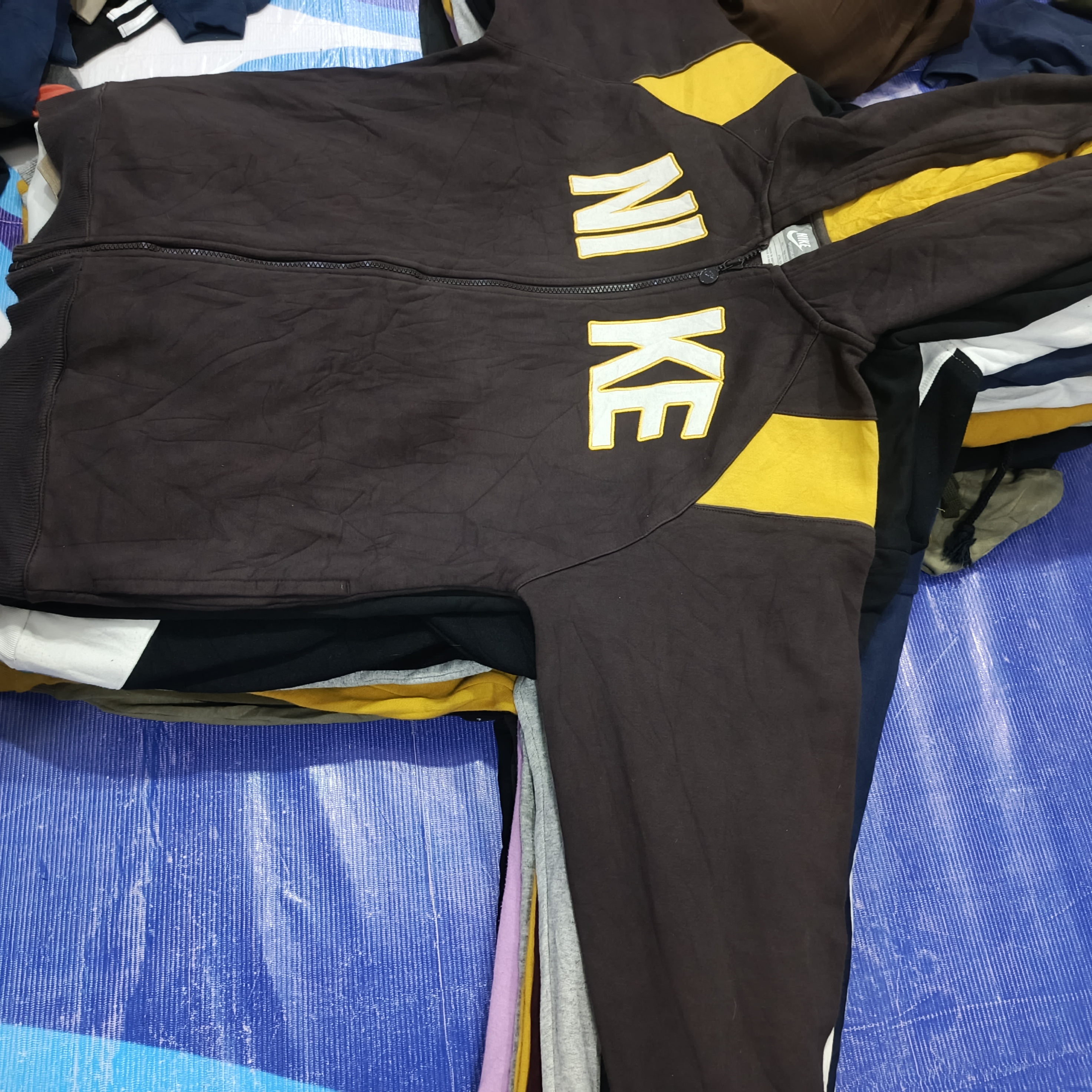 Hooded Mix Brands