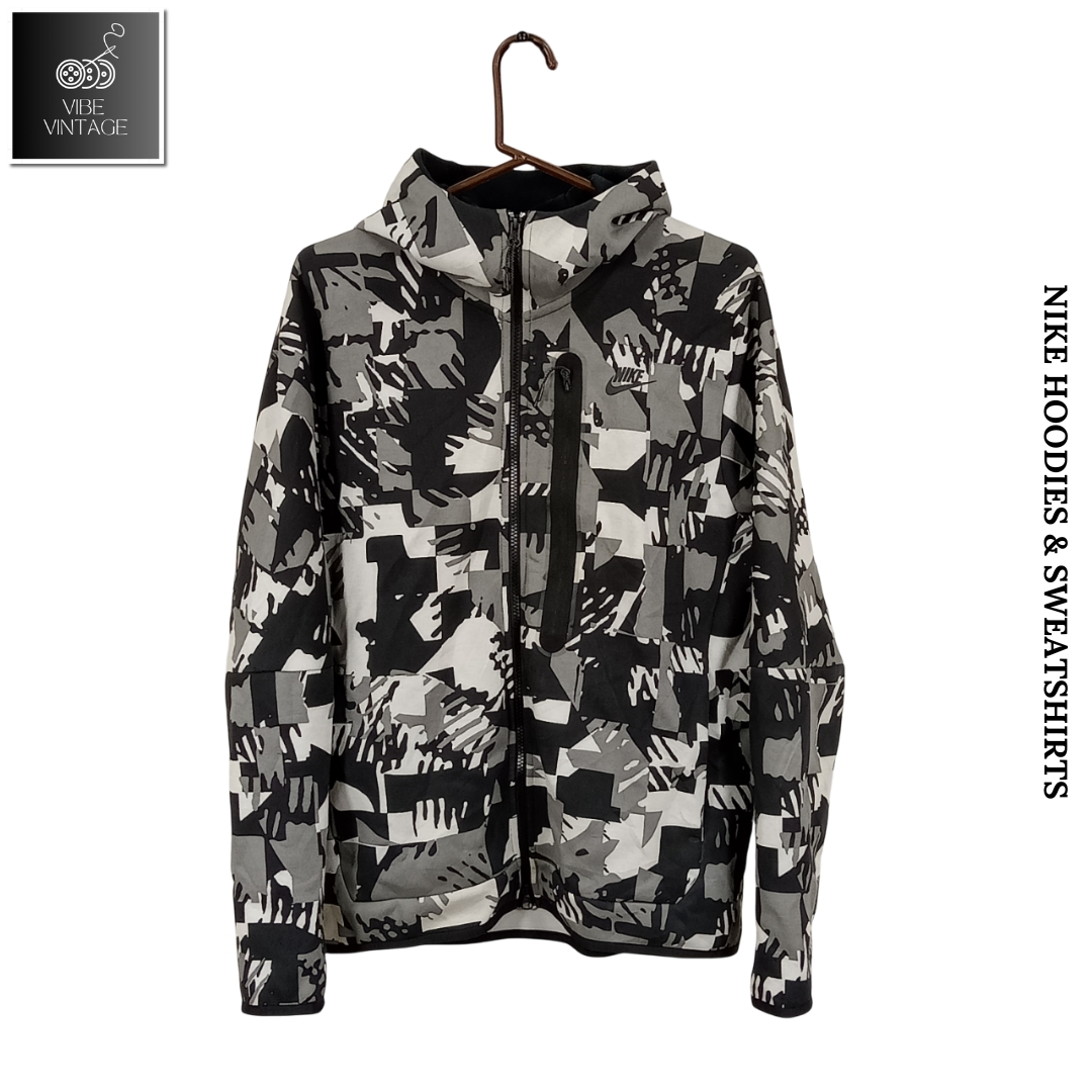 NIKE HOODIES & SWEATSHIRTS (BUNDLE 08)