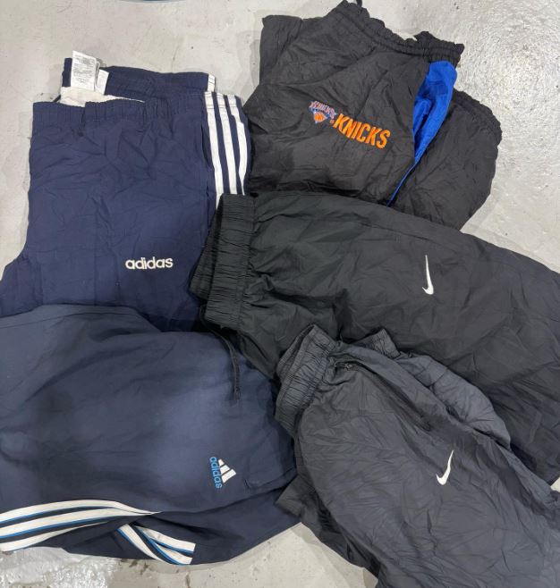 Nike / Adidas Calça de Treino