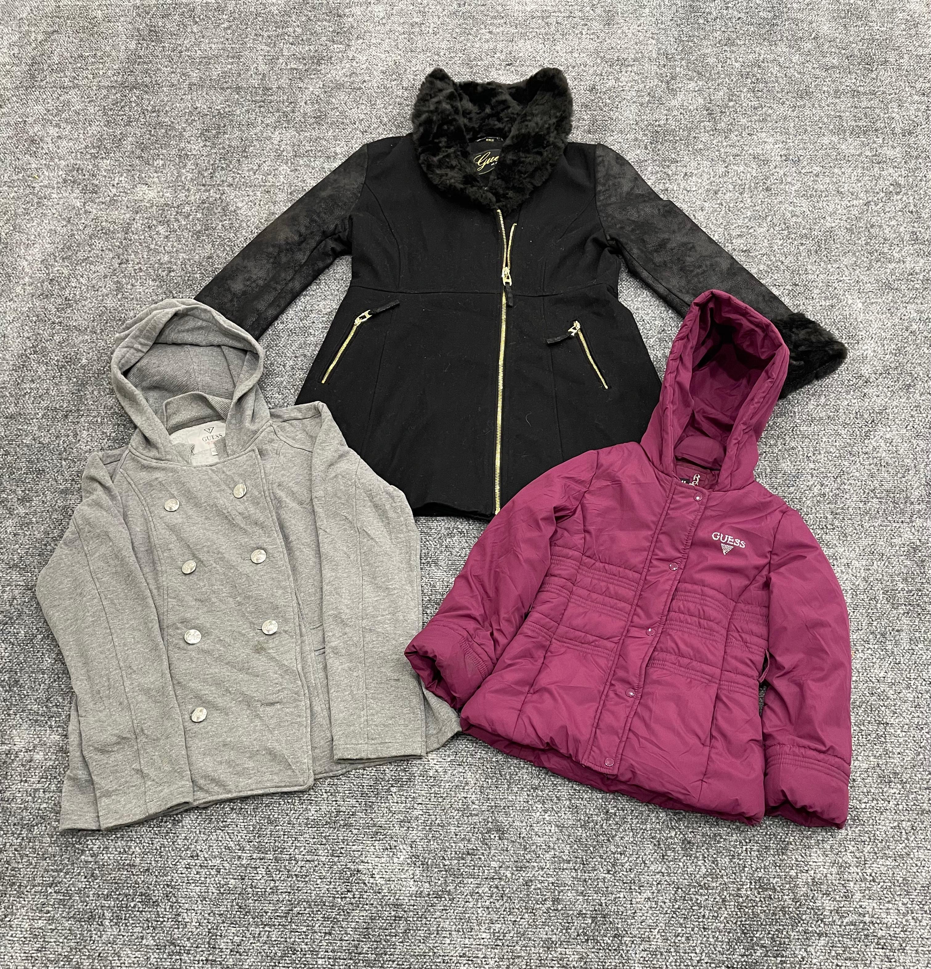 Premium Guess Puffers Jacken (R-50-1210)