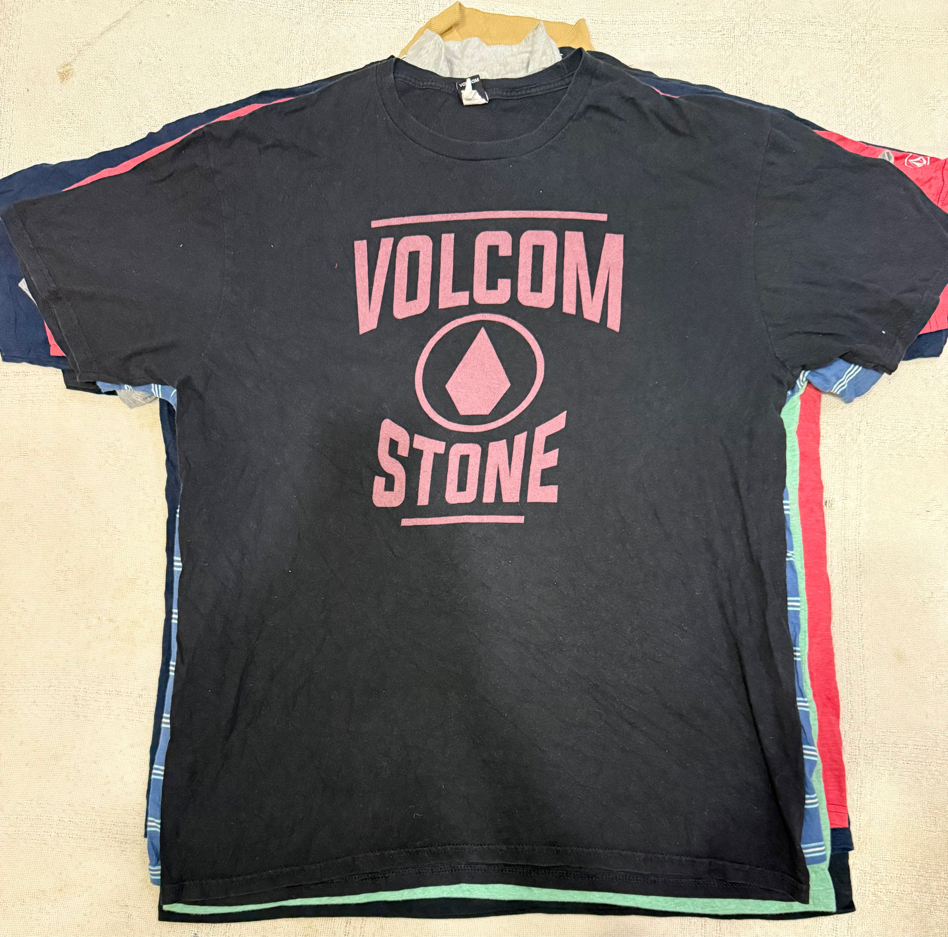 Volcom T shirts 20 pieces