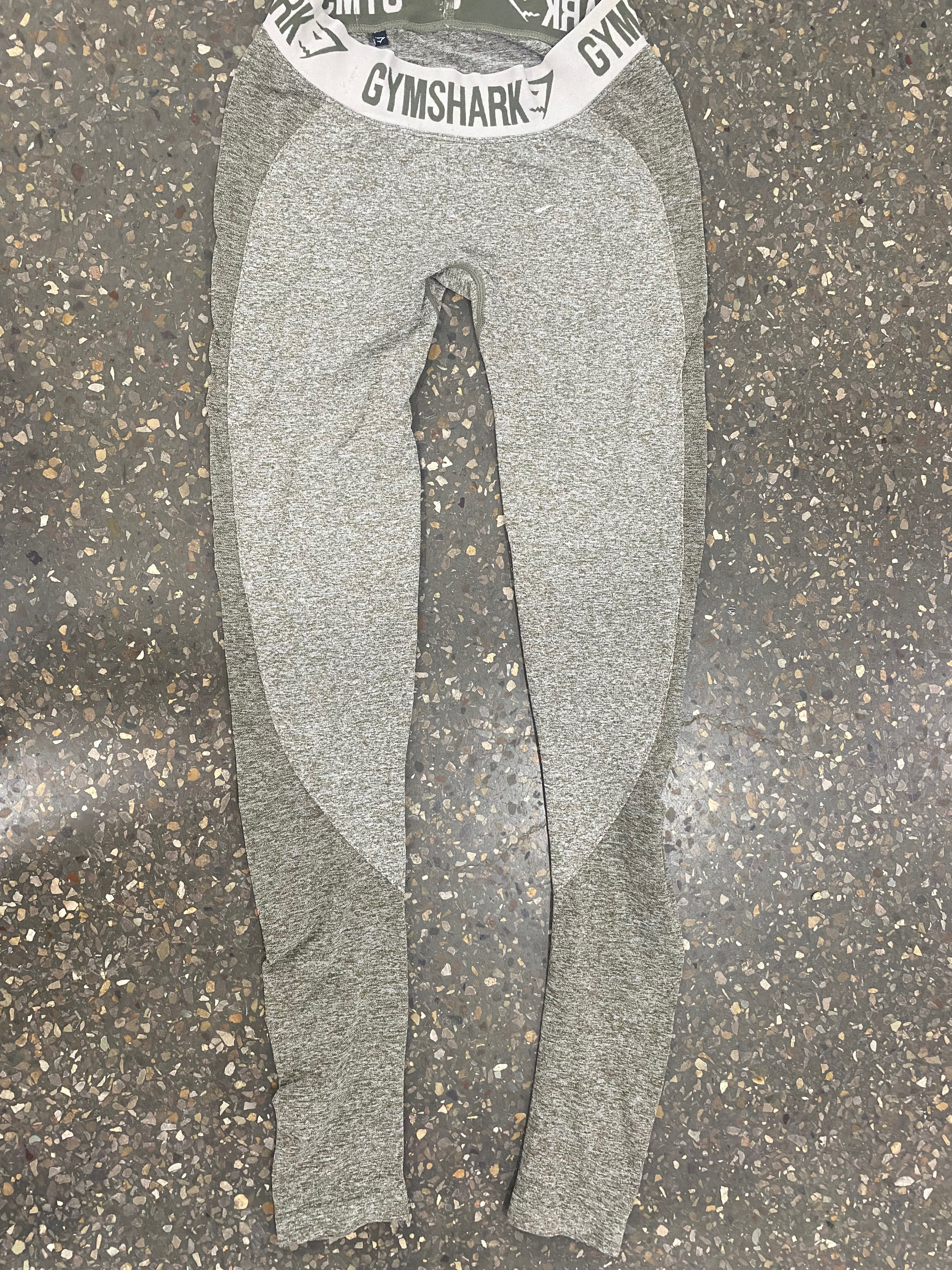 195 | Gym Shark Leggings