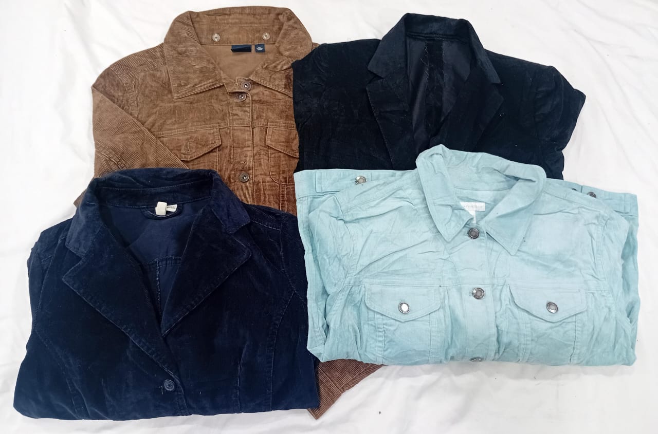 IQ0692 Y2K It-Girl Corduroy Jacket