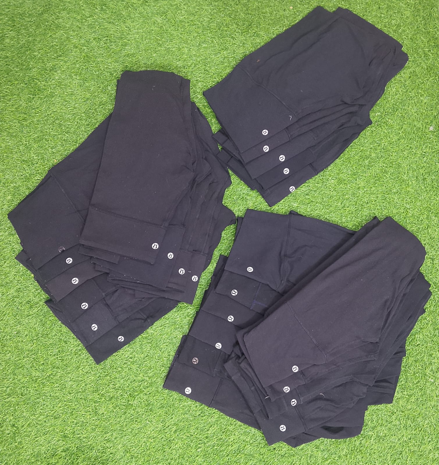 Black Lululemon leggings