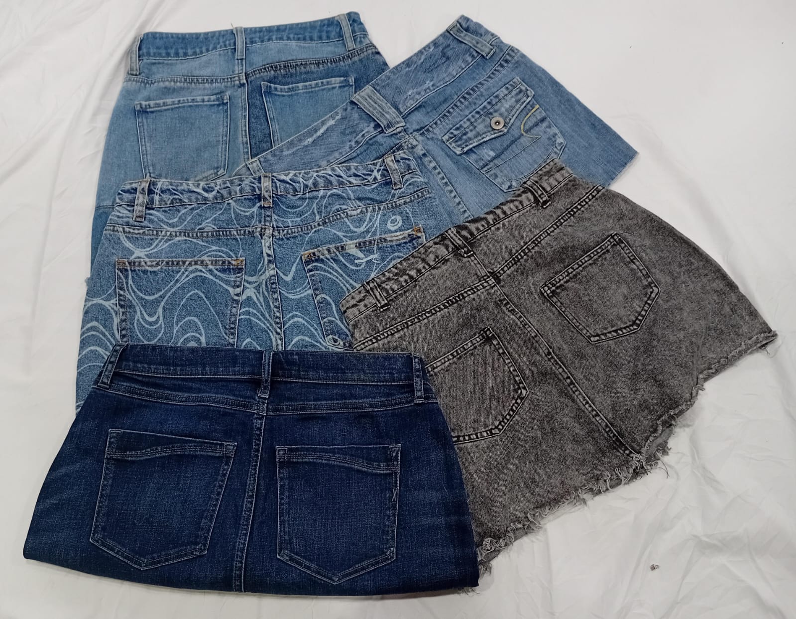 IQ0709 Y2K It-Girl Mini Skirts
