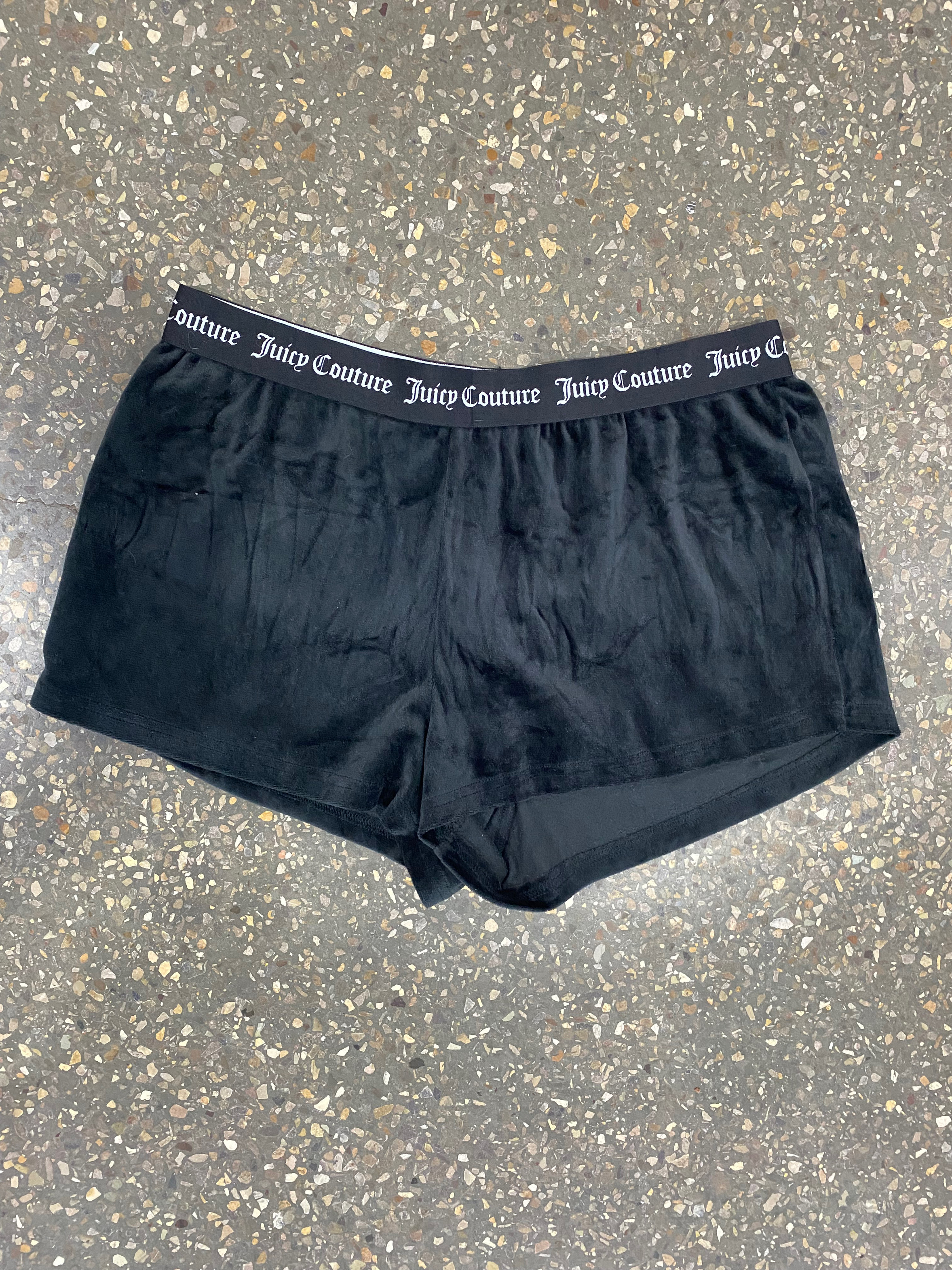 216 | Juicy Couture Short and T-shirt mix bundle